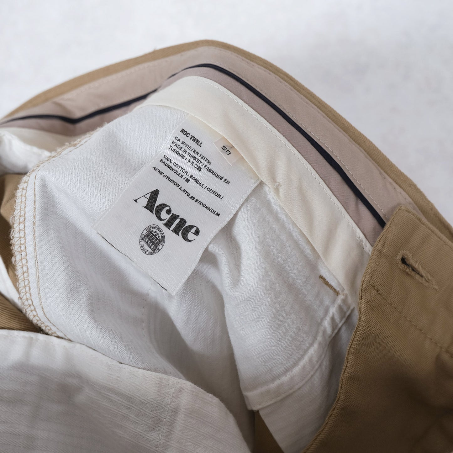 Acne Studios, vaaleat puuvillahousut, koko 50, hoikka, khaki