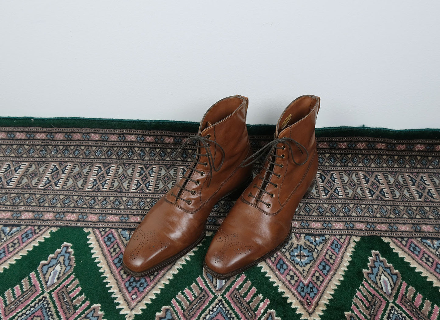 Alfred Sargent, brown balmoral boots, size 8UK, RRP 840e
