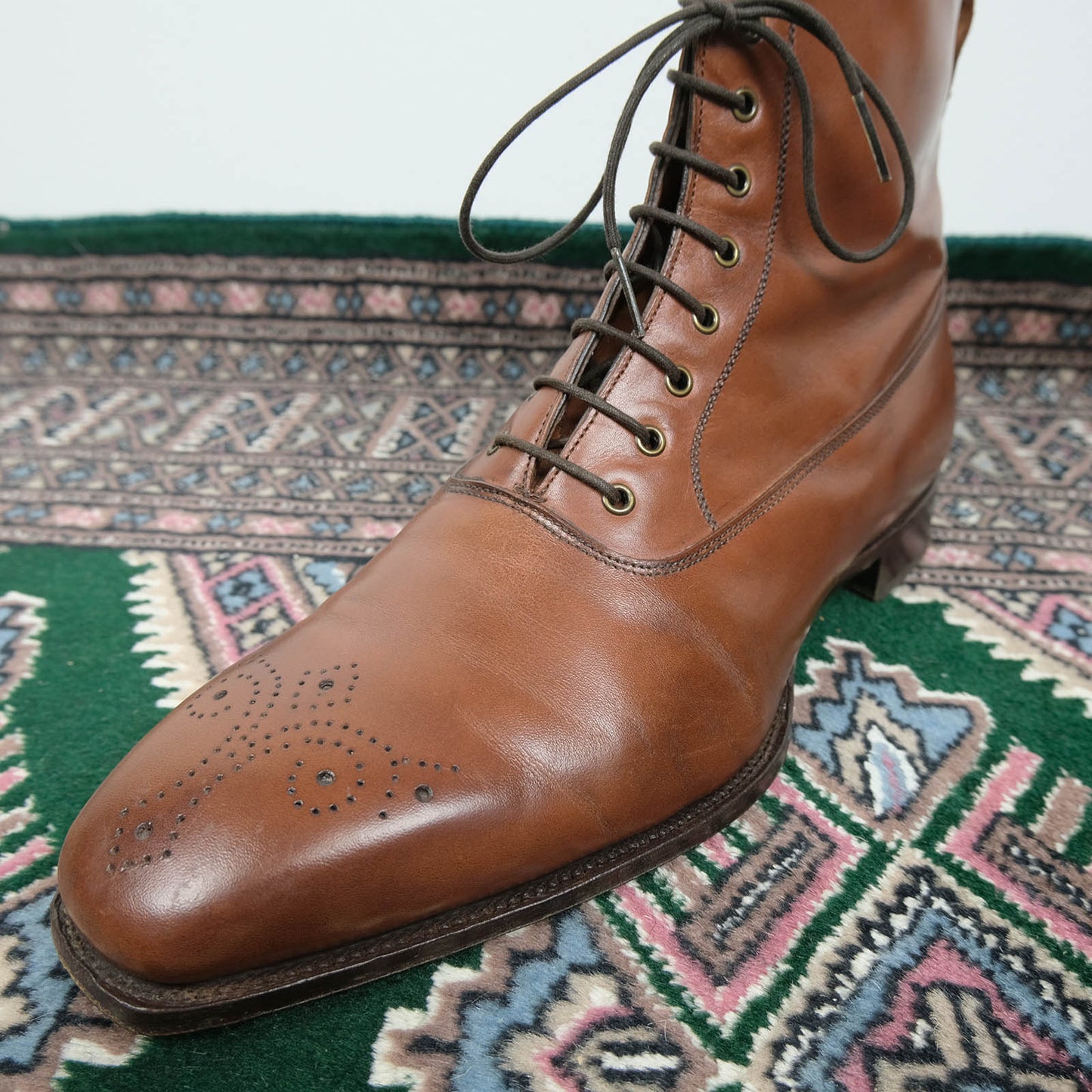 Alfred Sargent, brown balmoral boots, size 8UK, RRP 840e
