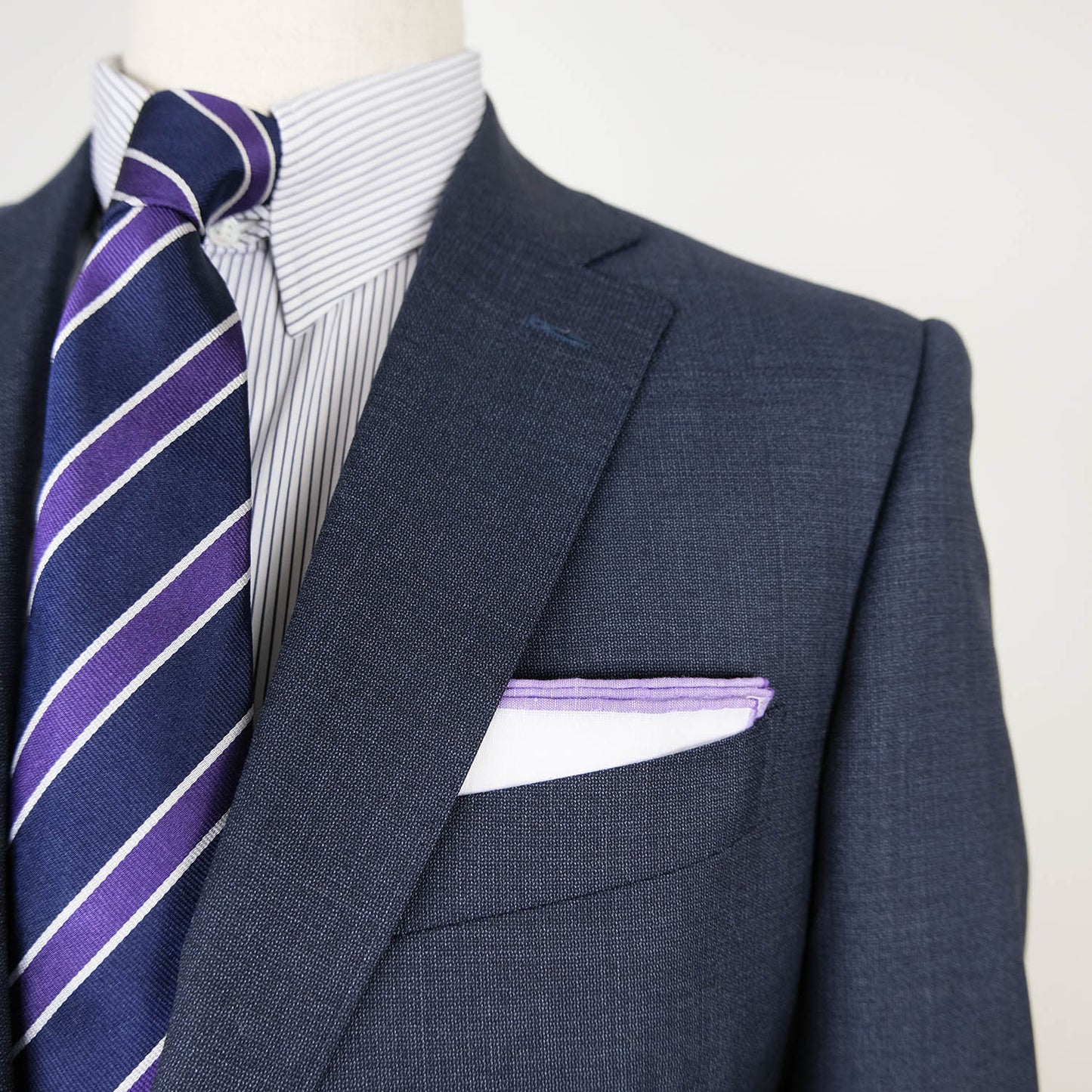 Canali, classic navy blue suit, size 42UK, slim