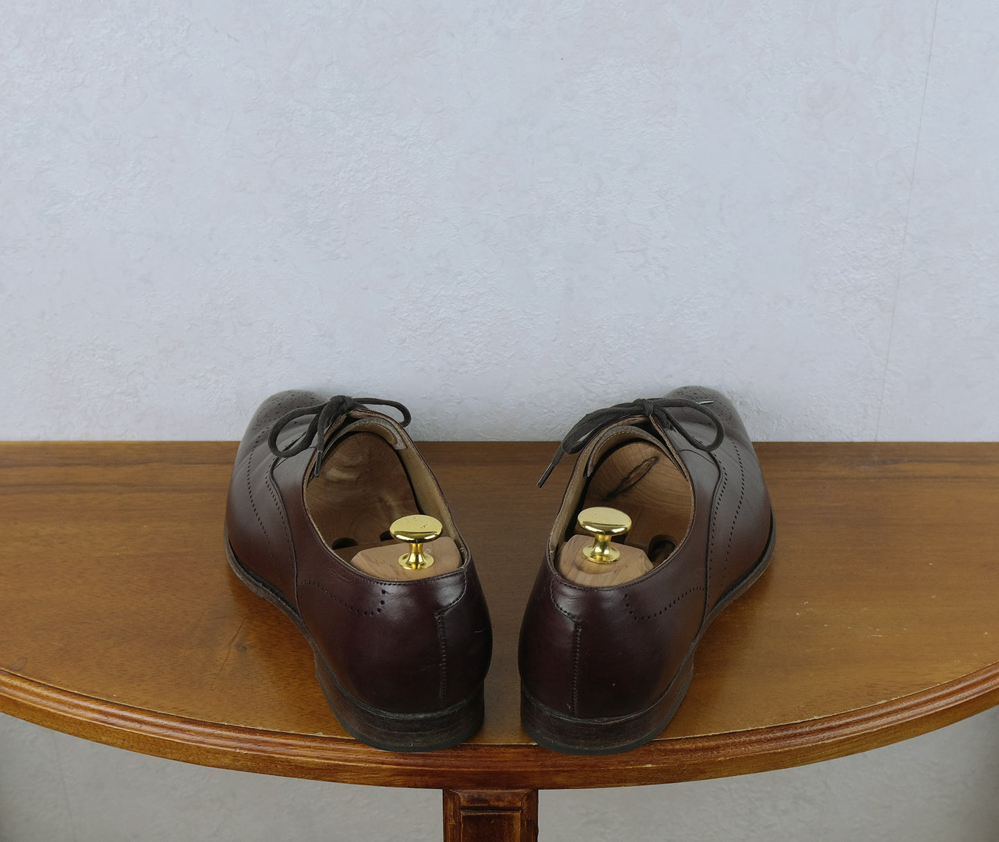Crockett & Jones, tummanpunaiset pukukengät, koko 42