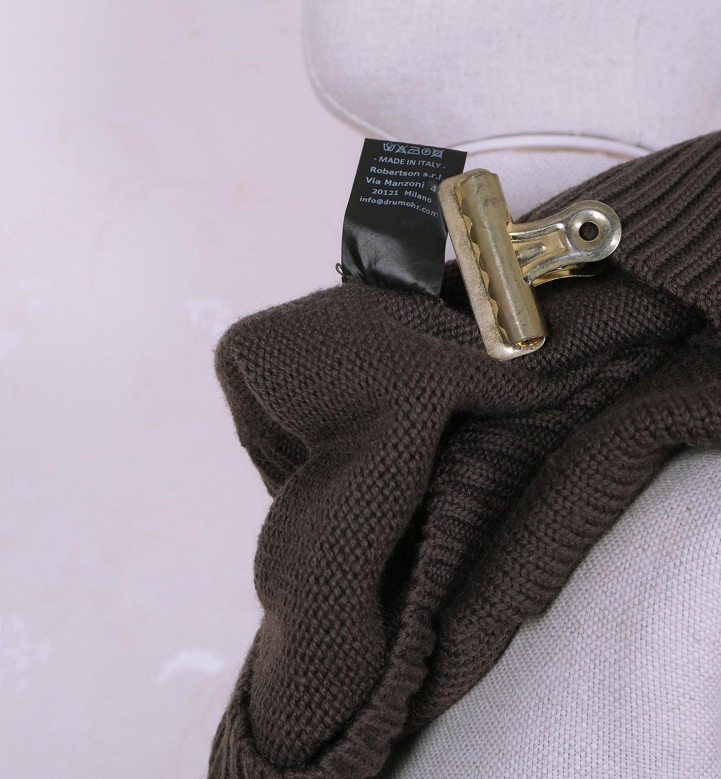 Drumohr, ruskea shaalikaulusneule, koko S, paksu