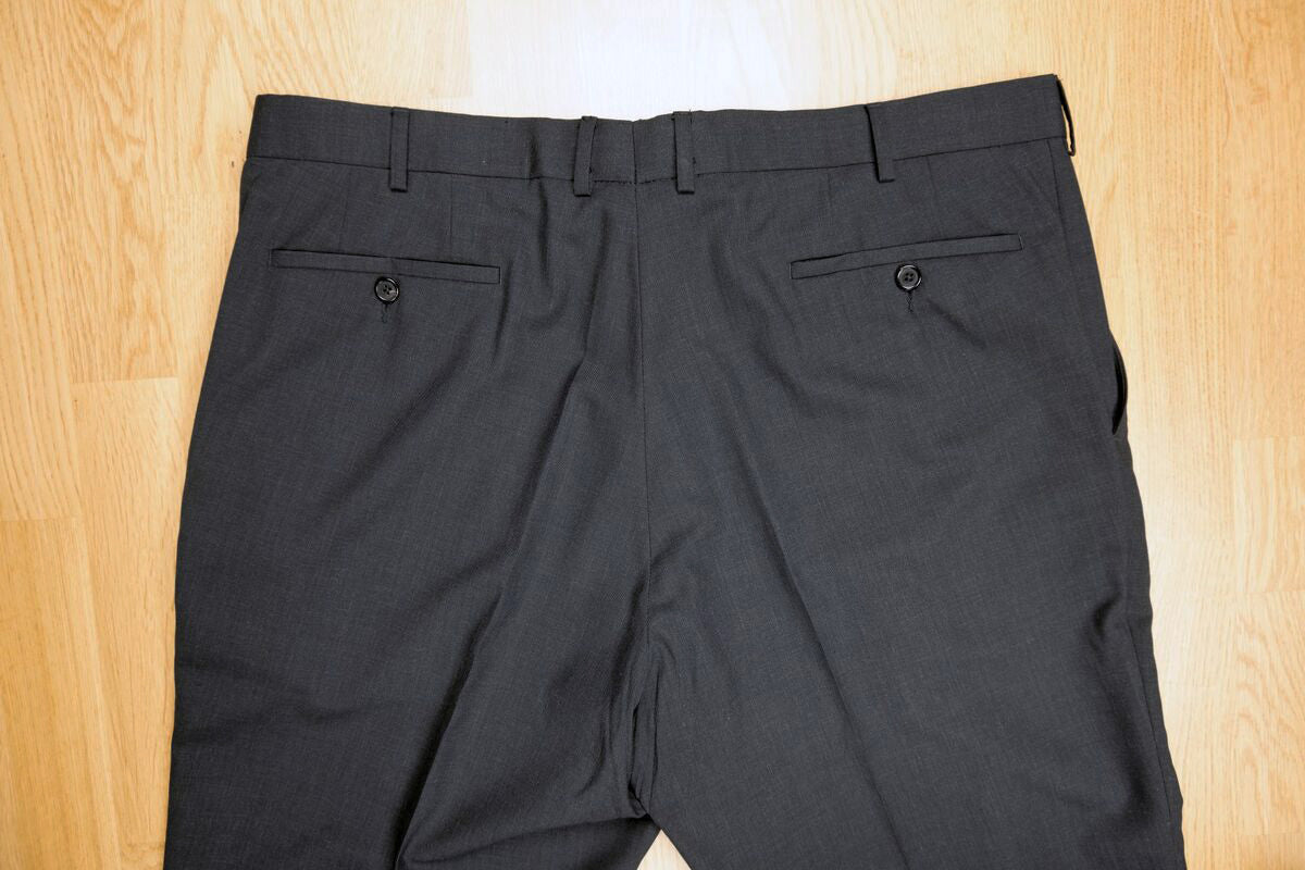 Eduard Dressler, dark grey suit, size 46S UK