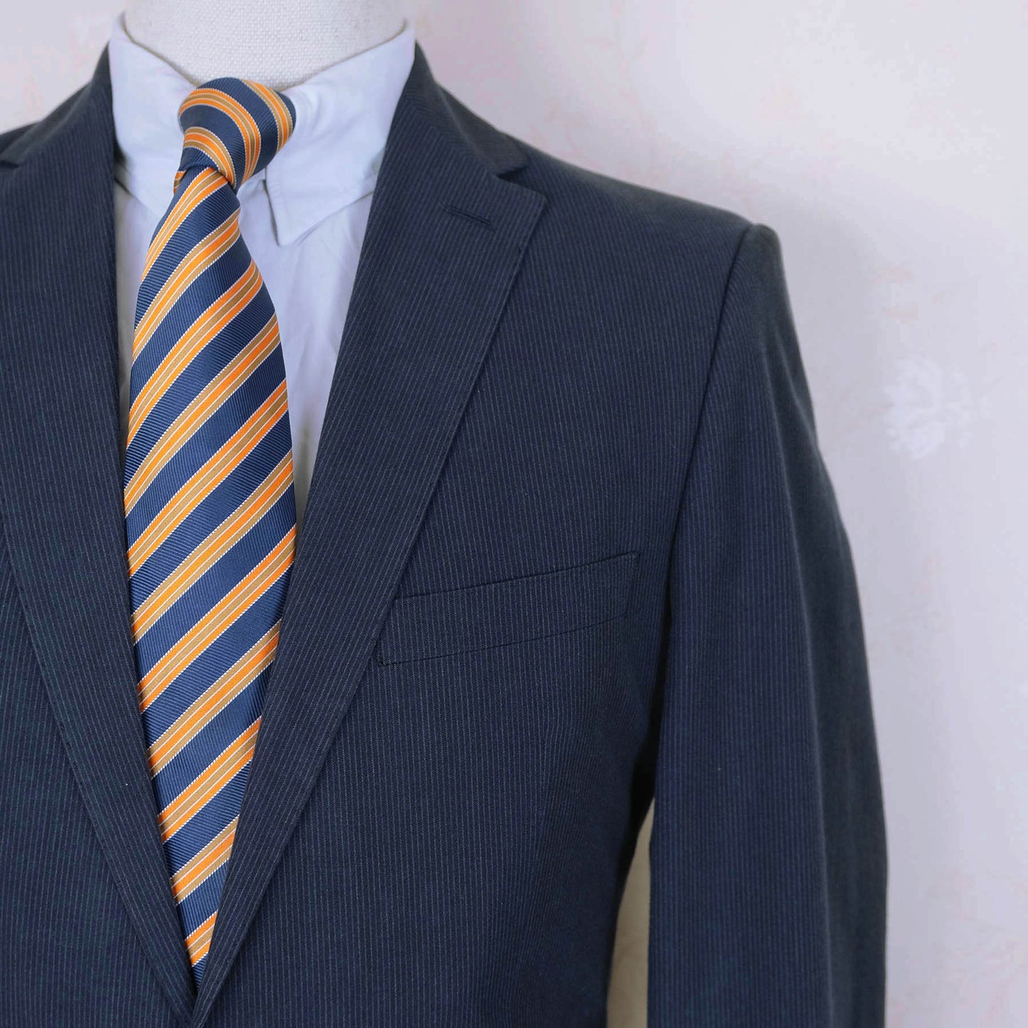 Eduard Dressler, dark blue suit, size 36UK, pinstripe, cotton