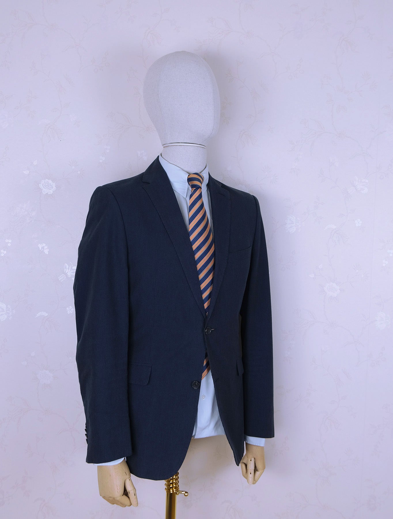 Eduard Dressler, dark blue suit, size 36UK, pinstripe, cotton
