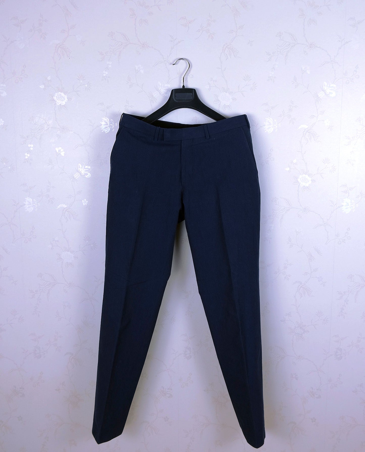 Eduard Dressler, dark blue suit, size 36UK, pinstripe, cotton