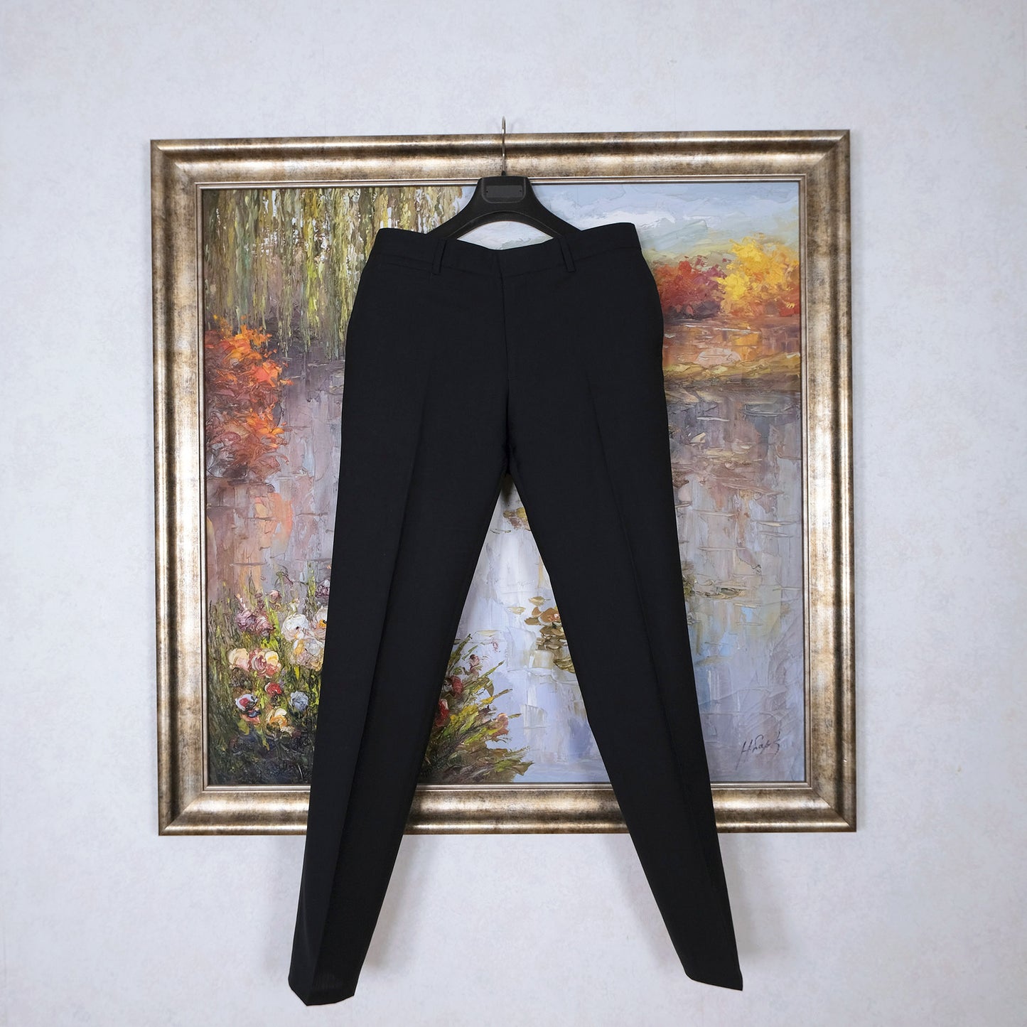 Filippa K, tumma puku, koko 50 tai 48, hoikka ja moderni