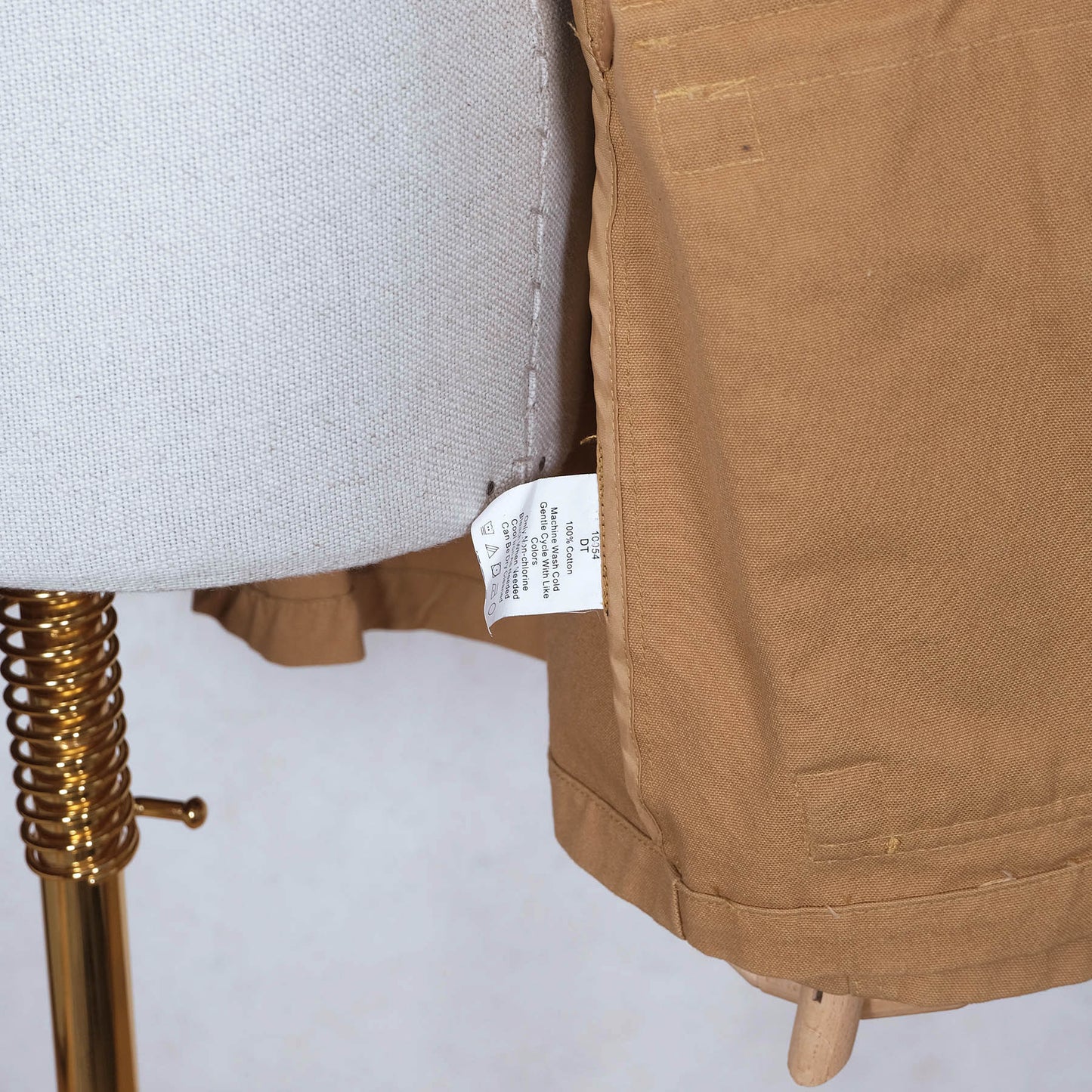 Filson, tan wax cotton jacket, size L, Tin Coat Barn Jacket