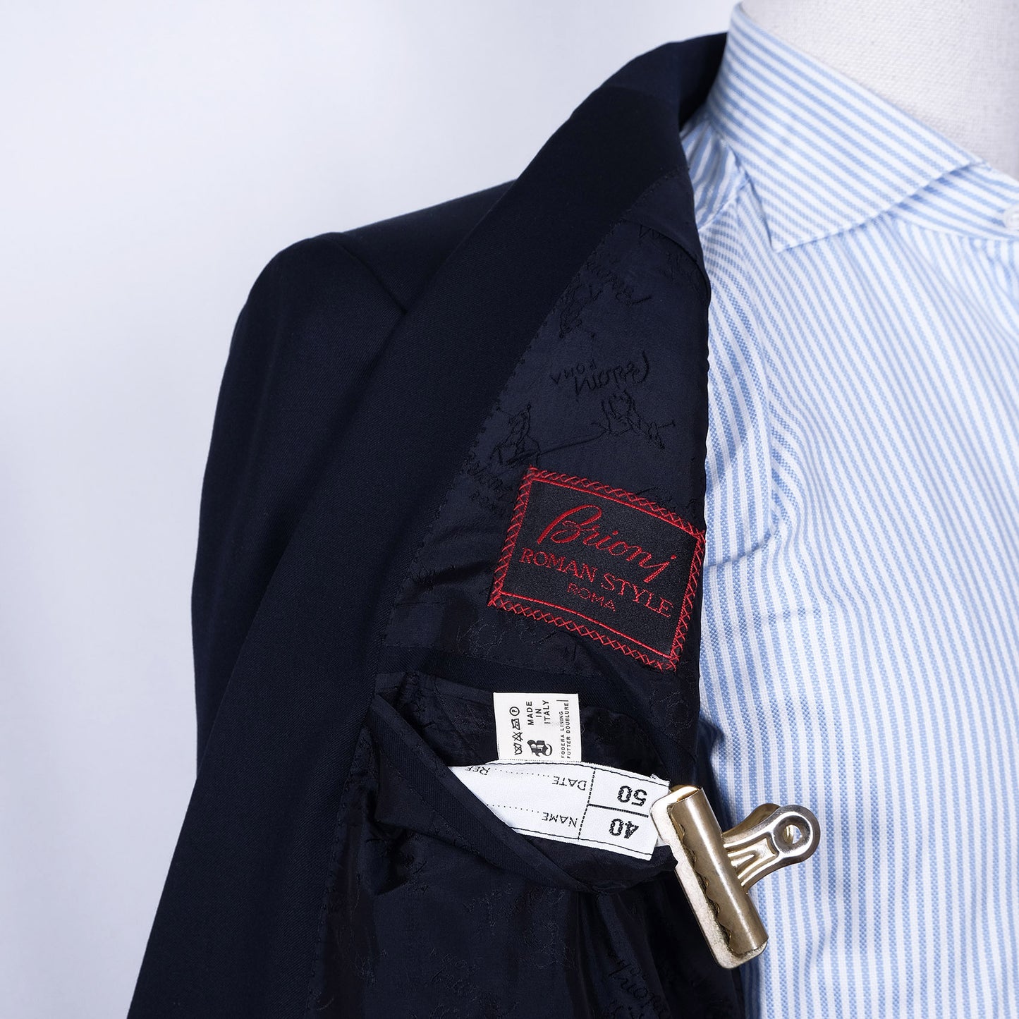 Brioni, sininen klubitakki, koko 50, metallinapit