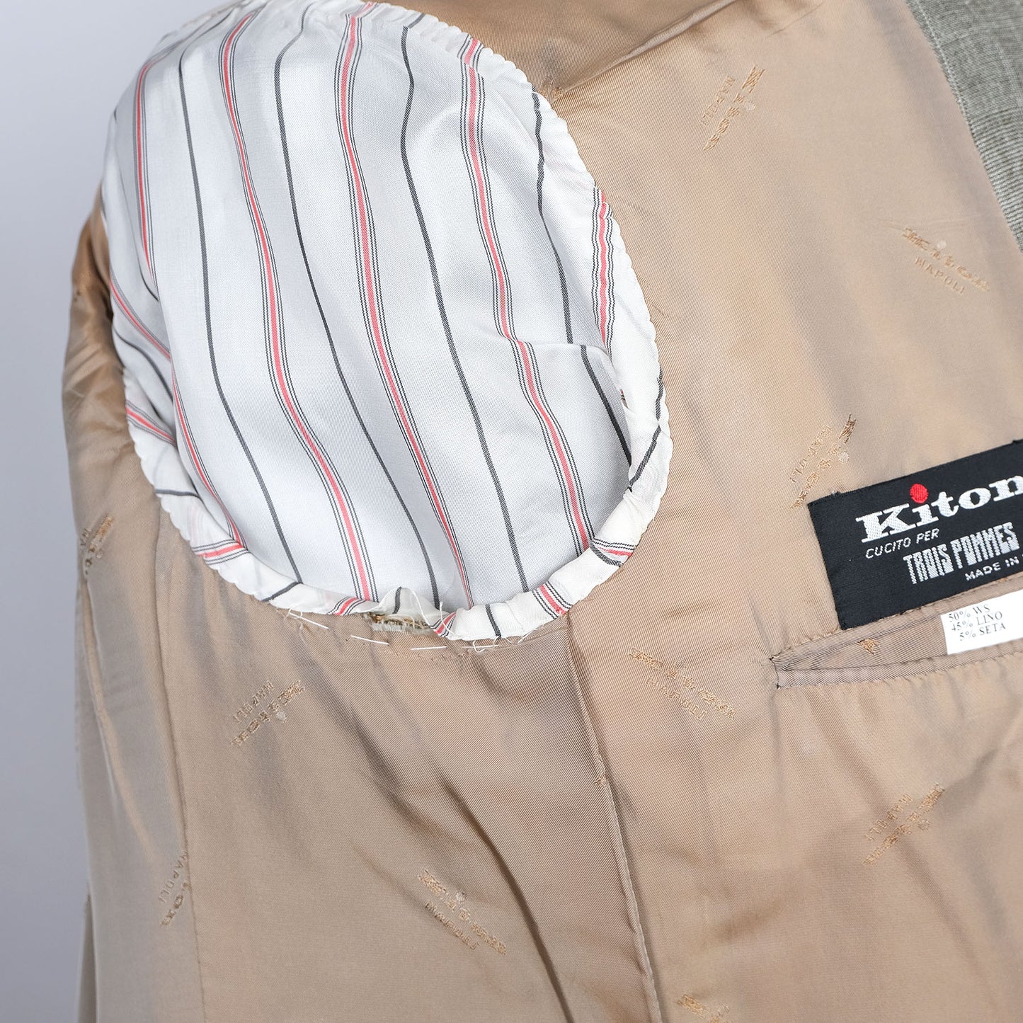 Kiton, harmaa käsintehty irtotakki, koko 50/52, villa-silkki-pellava