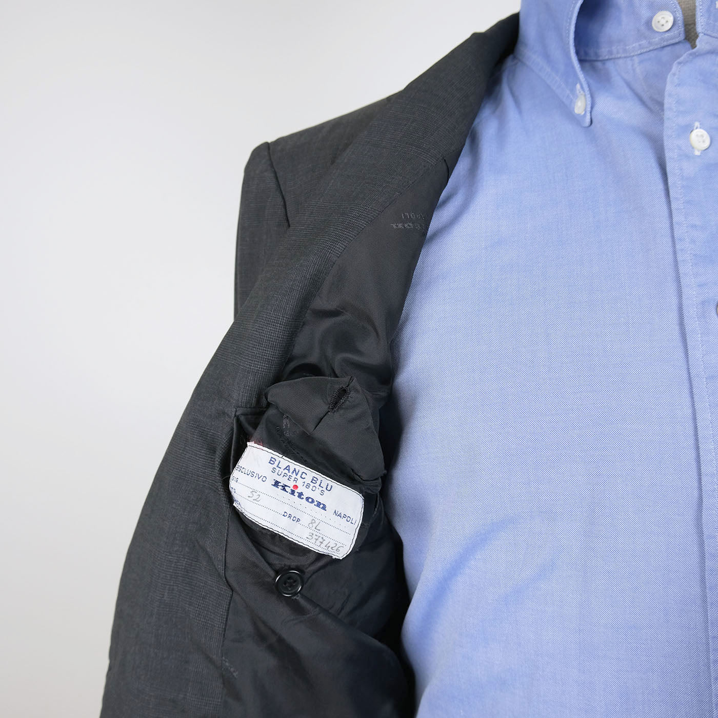 Kiton, grey hand made jacket, size 52EU, RRP 5920e