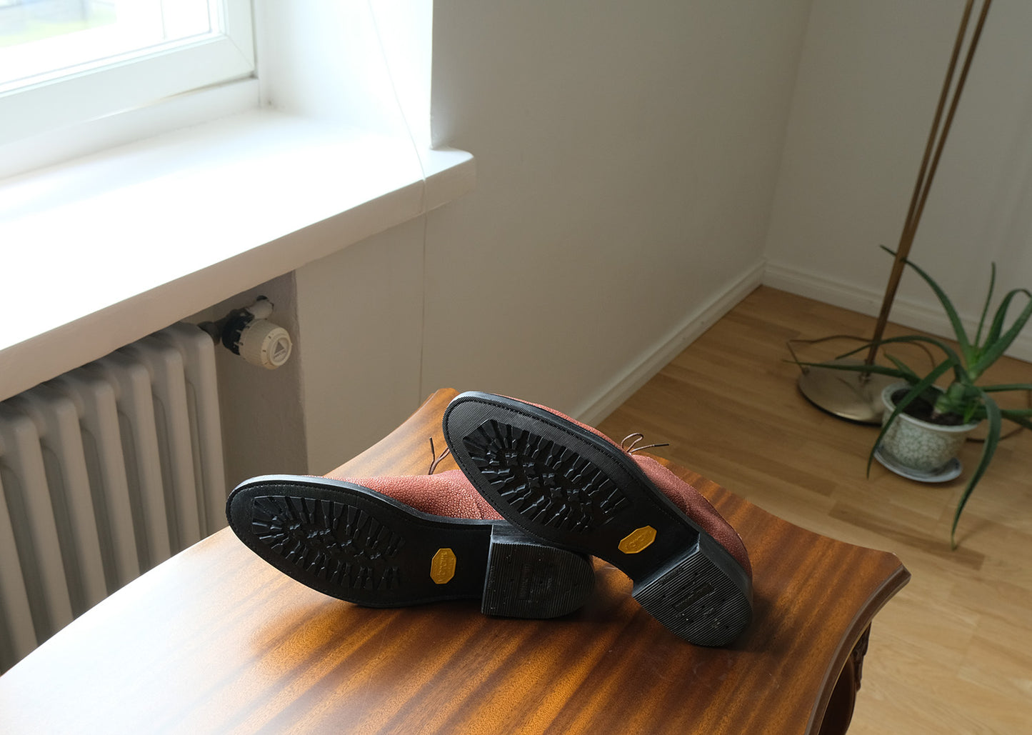 Murga Boots, käsintehdyt nauhakengät, koko 44, rauskunnahkaa