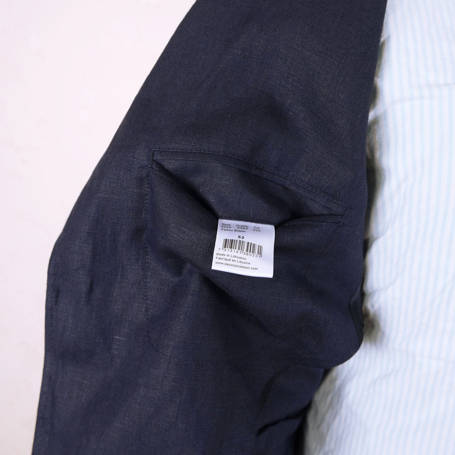 Oscar Jacobson, blue linen jacket, size 50EU