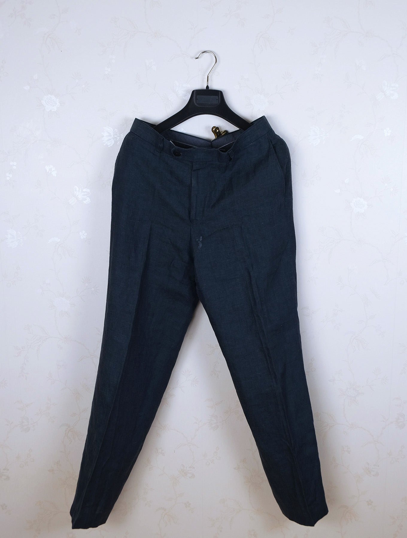 Oscar Jacobson, blue linen suit, size 52EU
