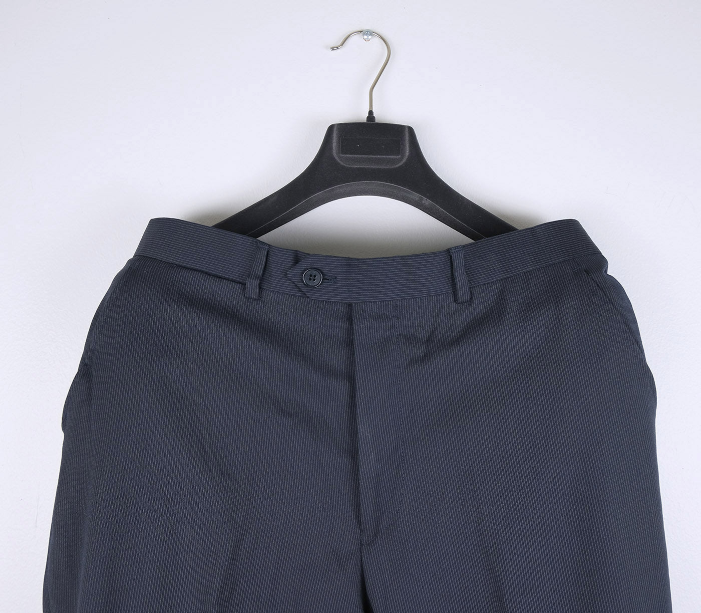 Paul Smith, navy pinstripe suit, size 50EU, slim, fancy lining