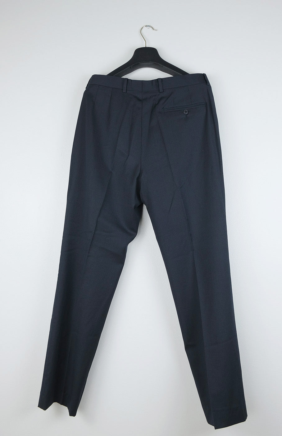 Paul Smith, navy pinstripe suit, size 50EU, slim, fancy lining