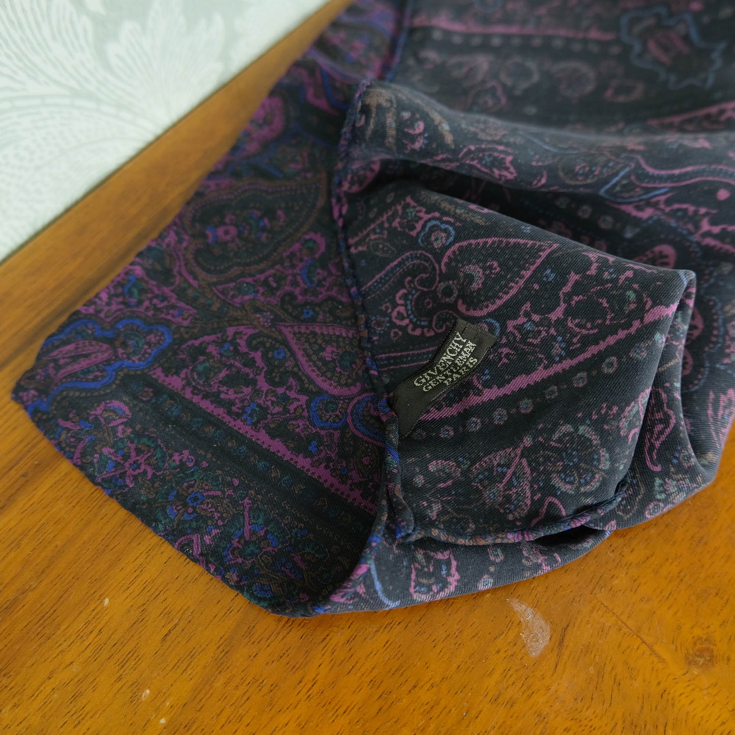 Balenciaga, taskuliina, silkkiä, sini-violetti