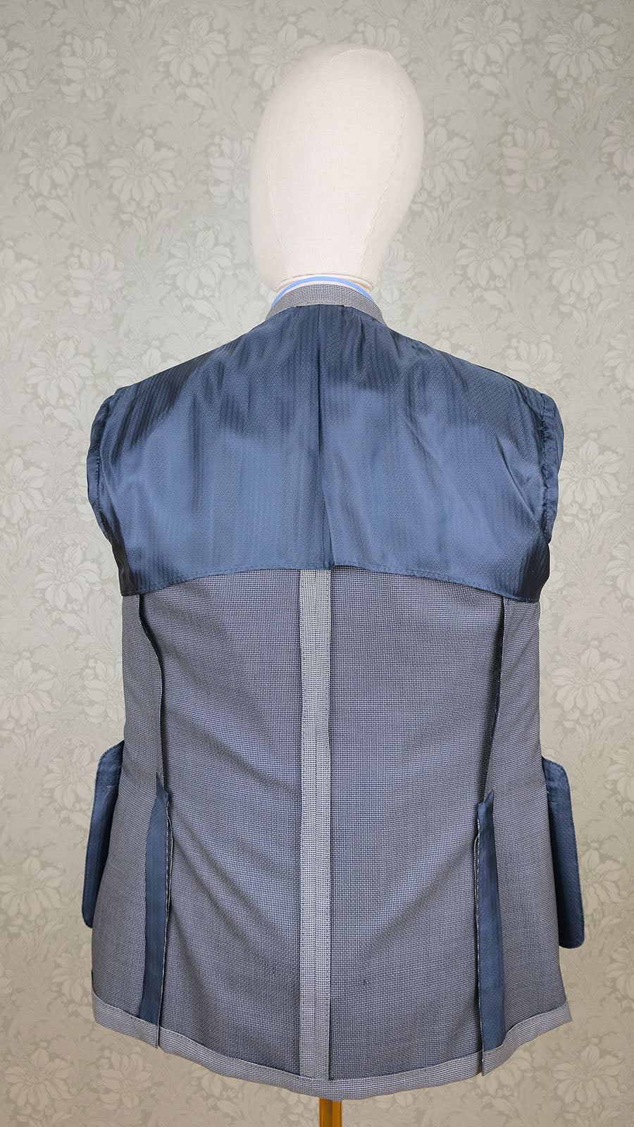 Canali, blue cashmere jacket, size 50, slim