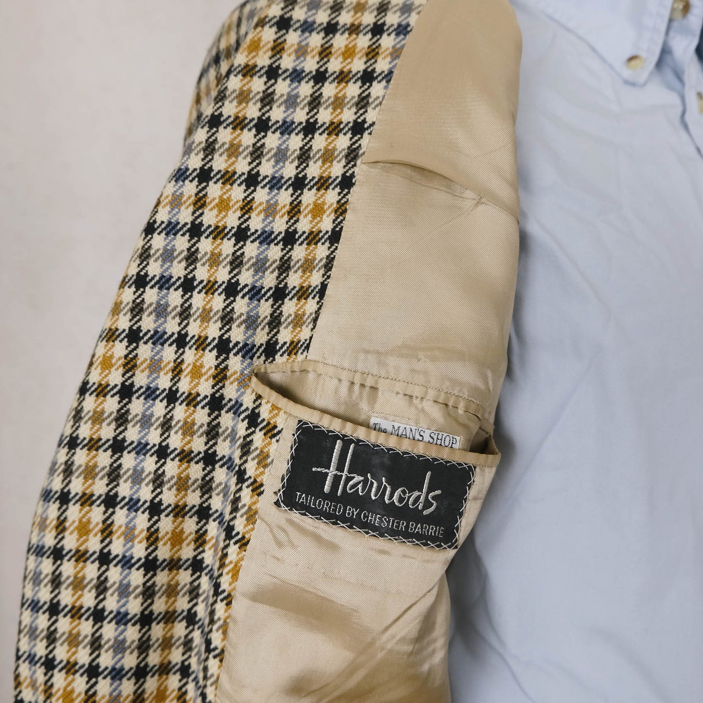 Chester Barrie, käsintehty vaalea irtotakki, koko 52, pitkä, tweed kashmir