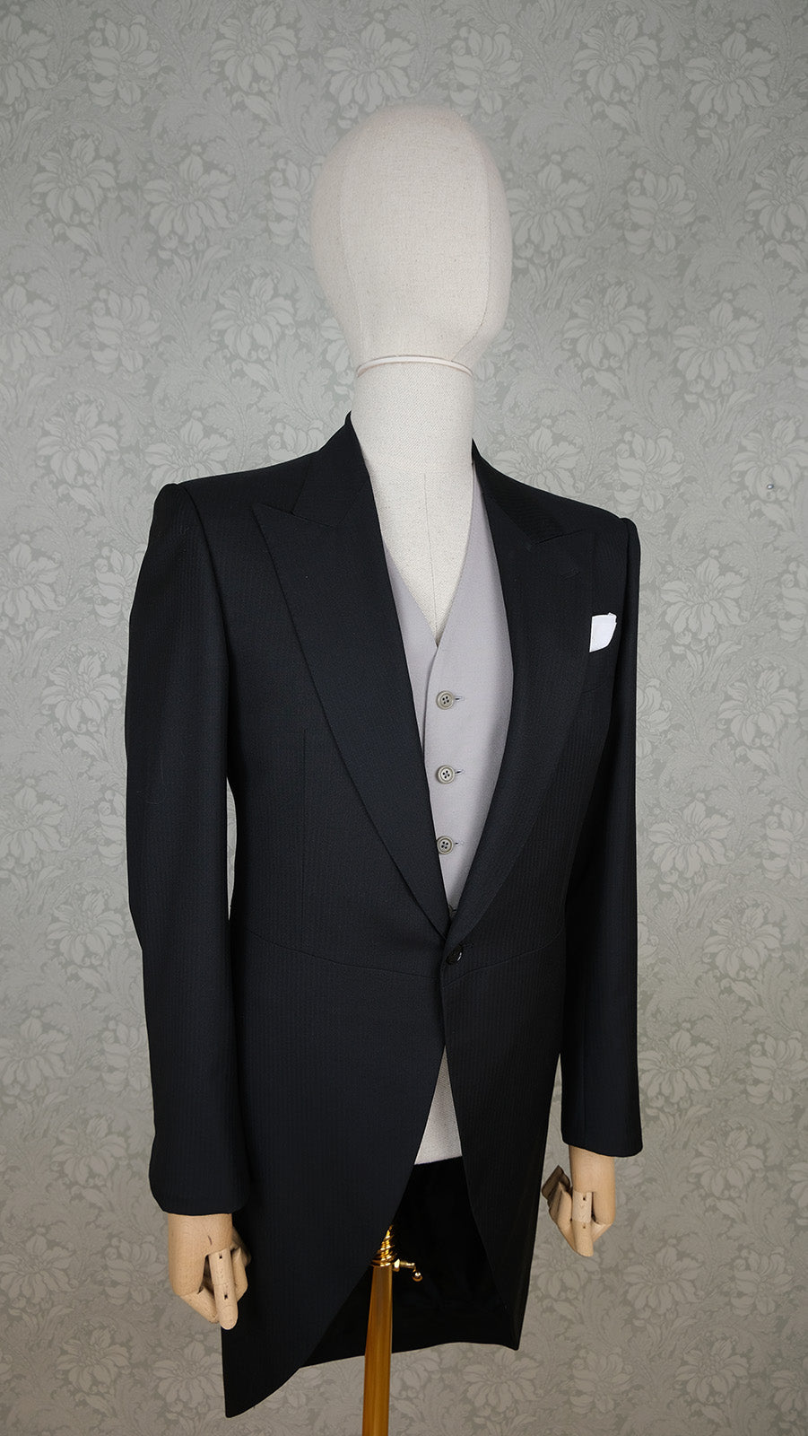 Cavaliere, white tie formalwear, size 54EU, with waistcoat