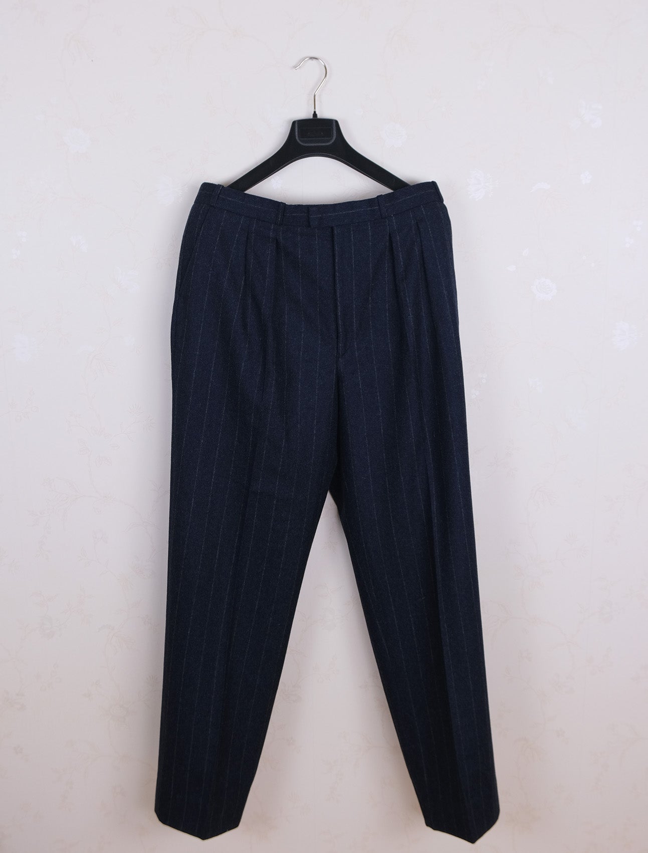 Paul Smith, upea tumma puku, koko 54, liituraita, flanellipuku, vintage-leikkaus