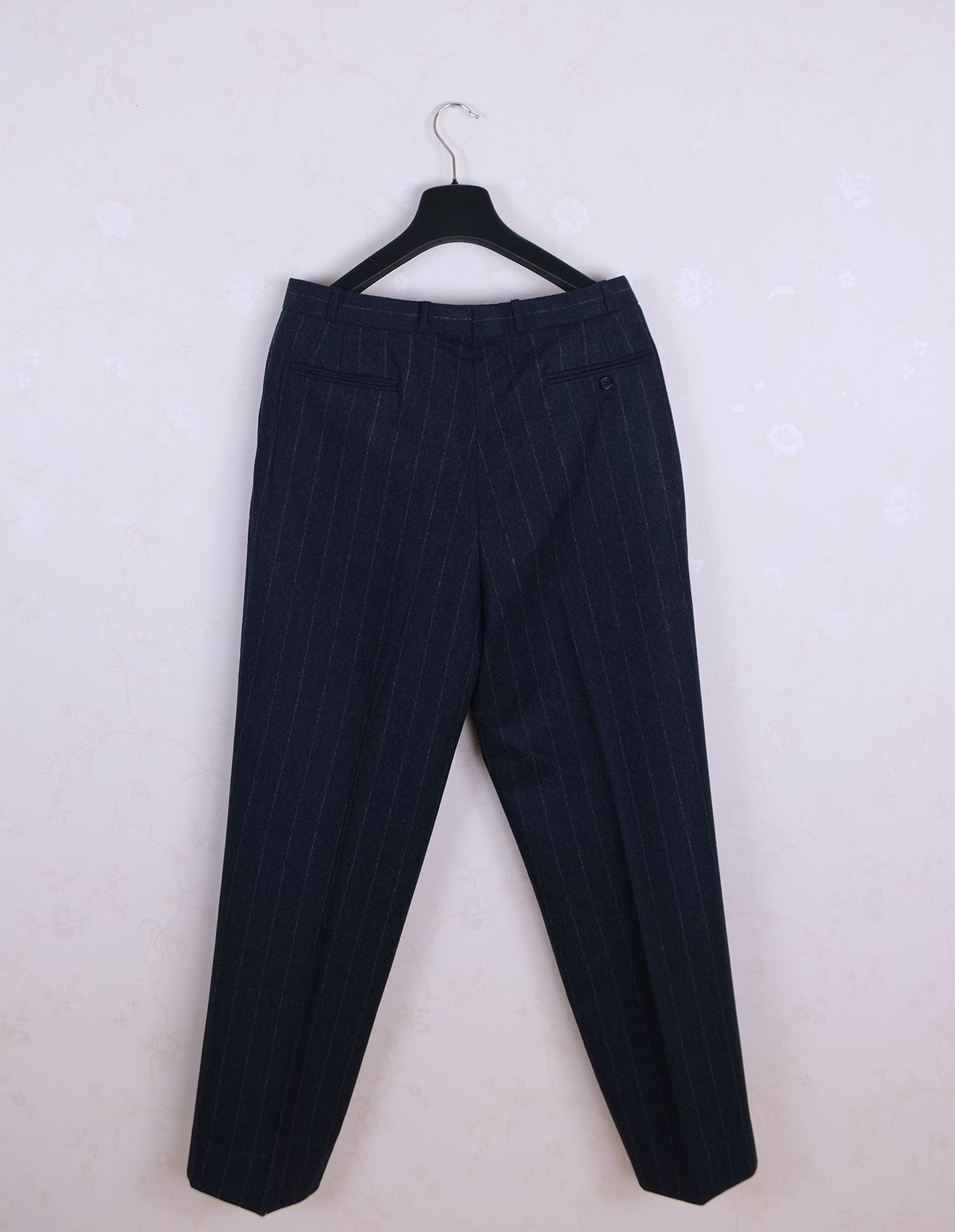 Paul Smith, upea tumma puku, koko 54, liituraita, flanellipuku, vintage-leikkaus