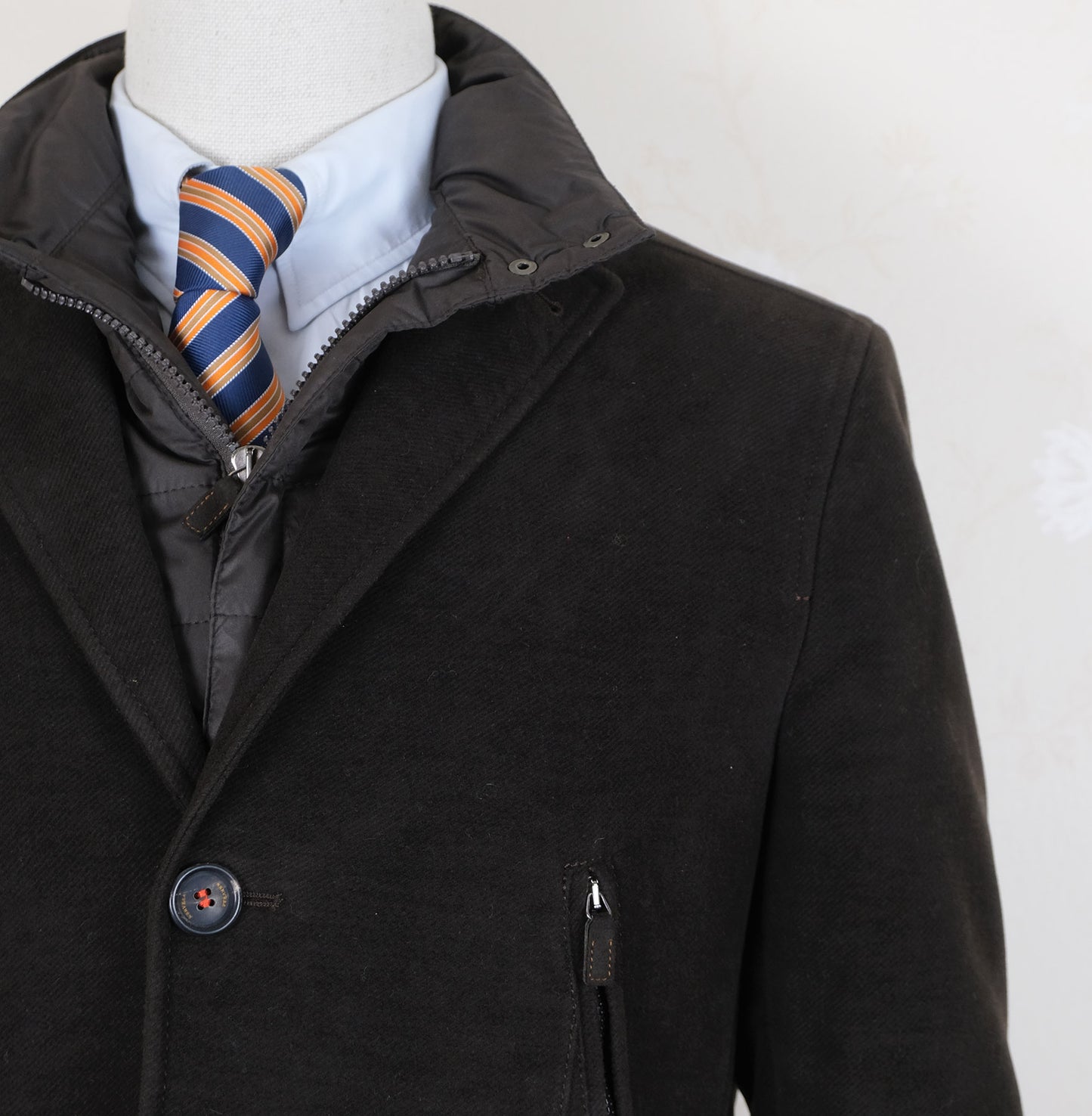 Sartoria Nervesa, brown outerwear jacket, size 38UK, thermal bib
