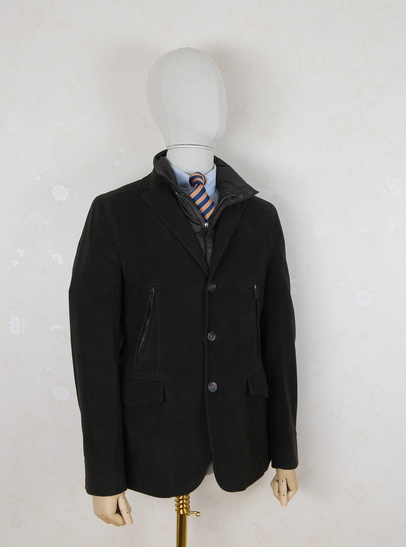 Sartoria Nervesa, brown outerwear jacket, size 38UK, thermal bib