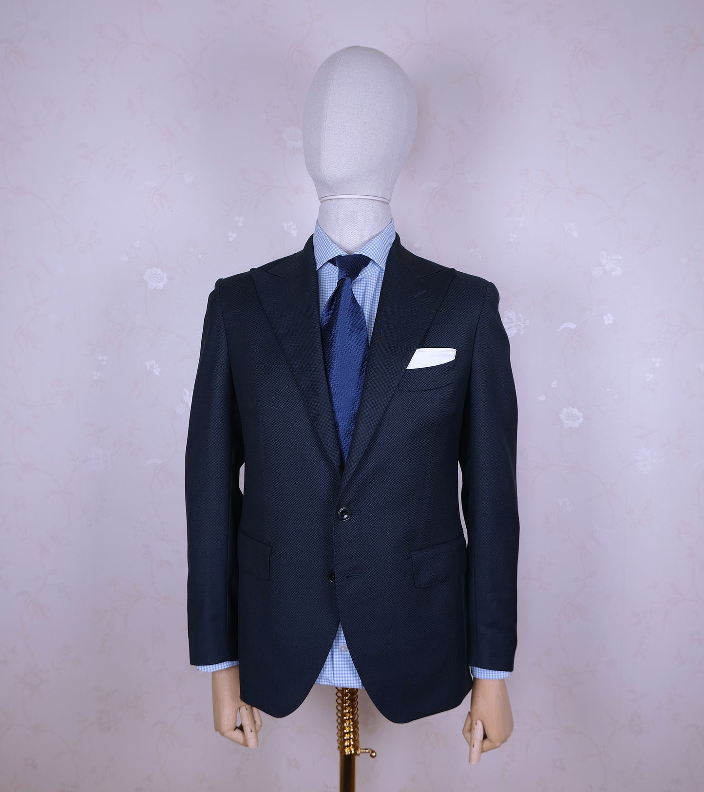 Sartoria Rossi, tumma puku, koko 46, harvinainen leikkaus