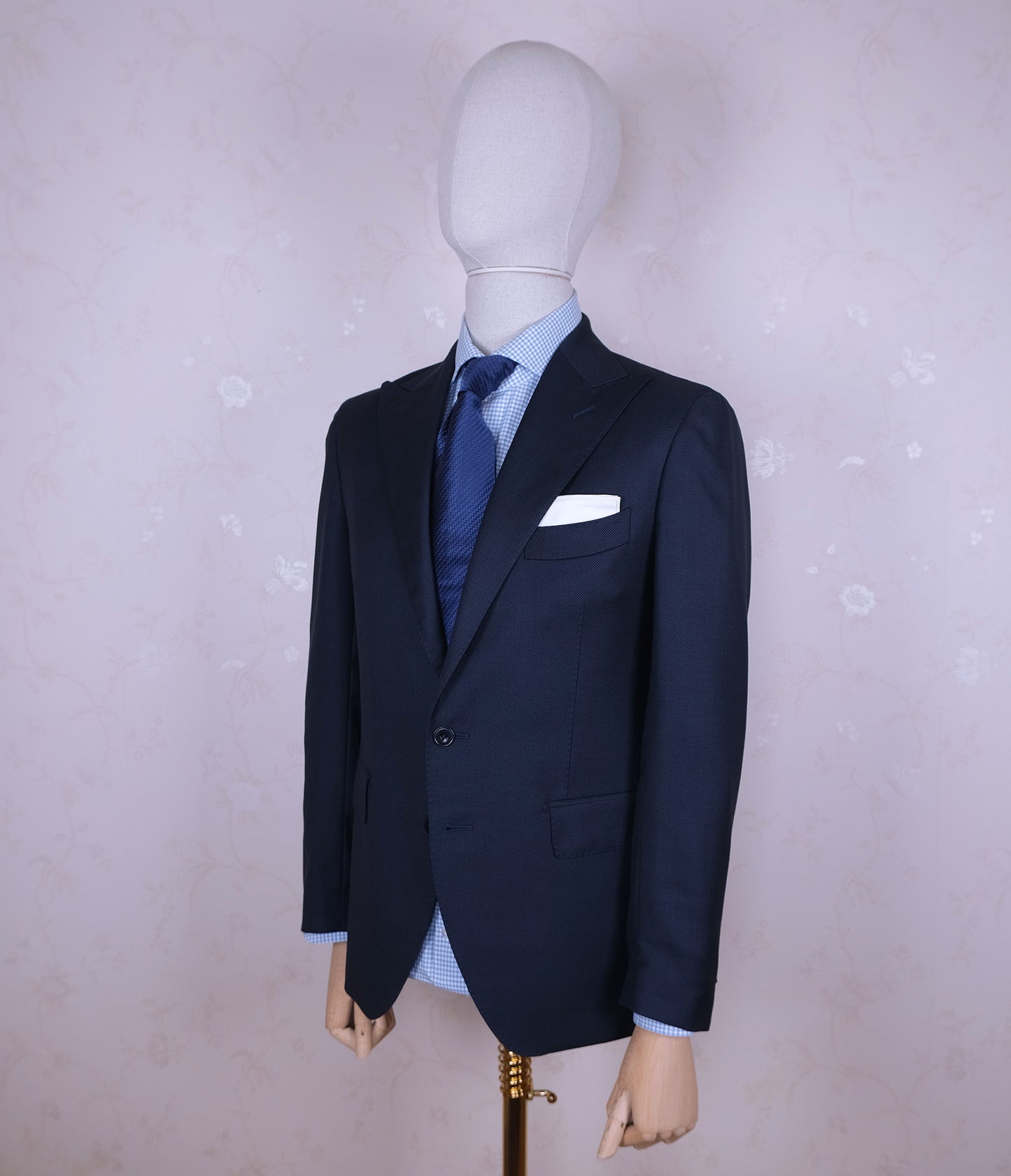 Sartoria Rossi, tumma puku, koko 46, harvinainen leikkaus