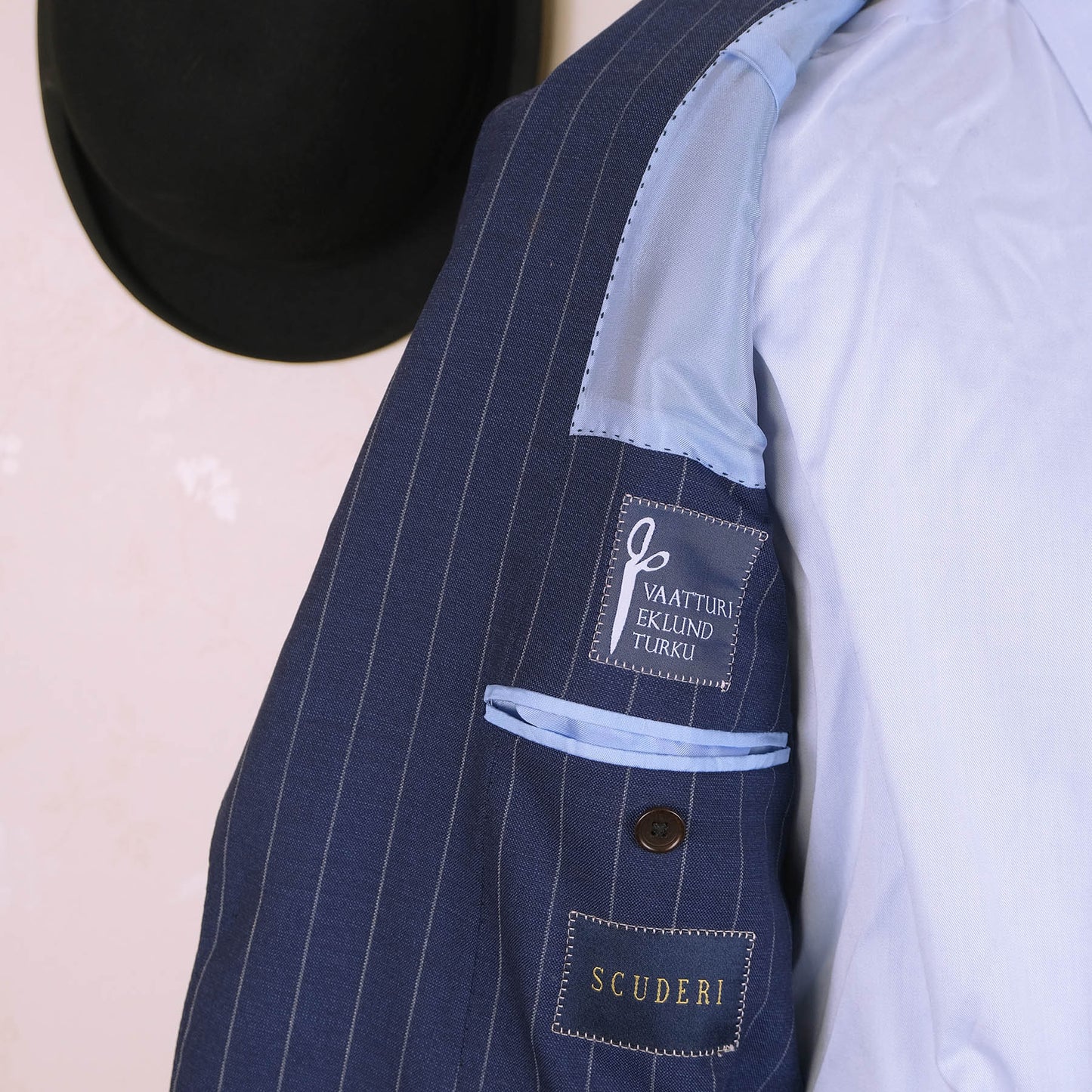 Scuderi, blue suit, size 38 UK, chalk stripe, light wool