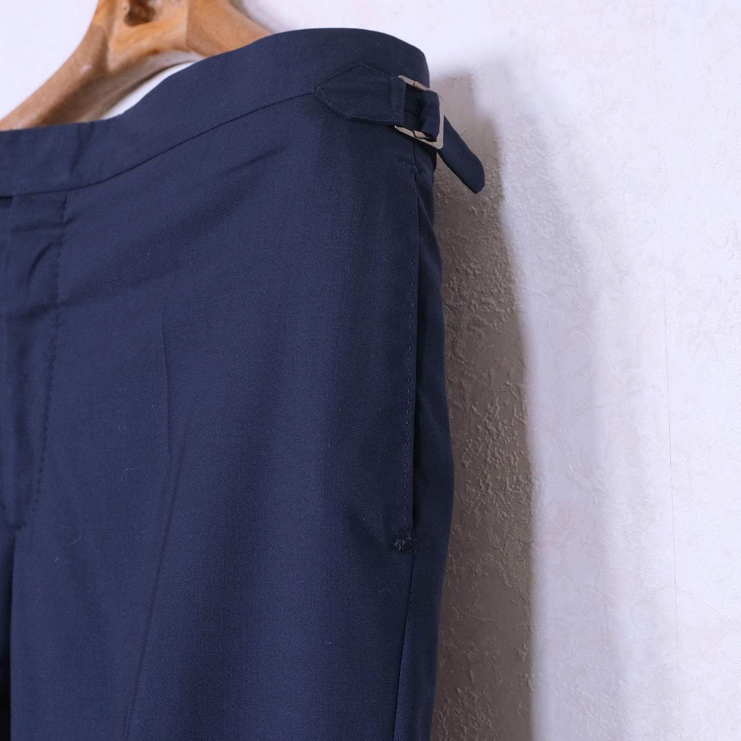 Scuderi, dark blue suit, size 38UK, light wool