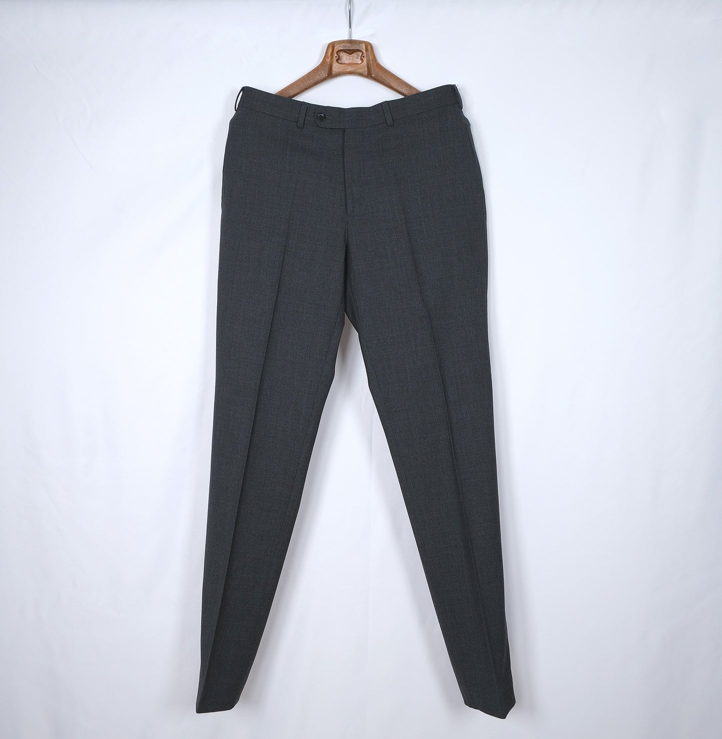 Suitsupply, tumma puku, koko 50, kuin uusi