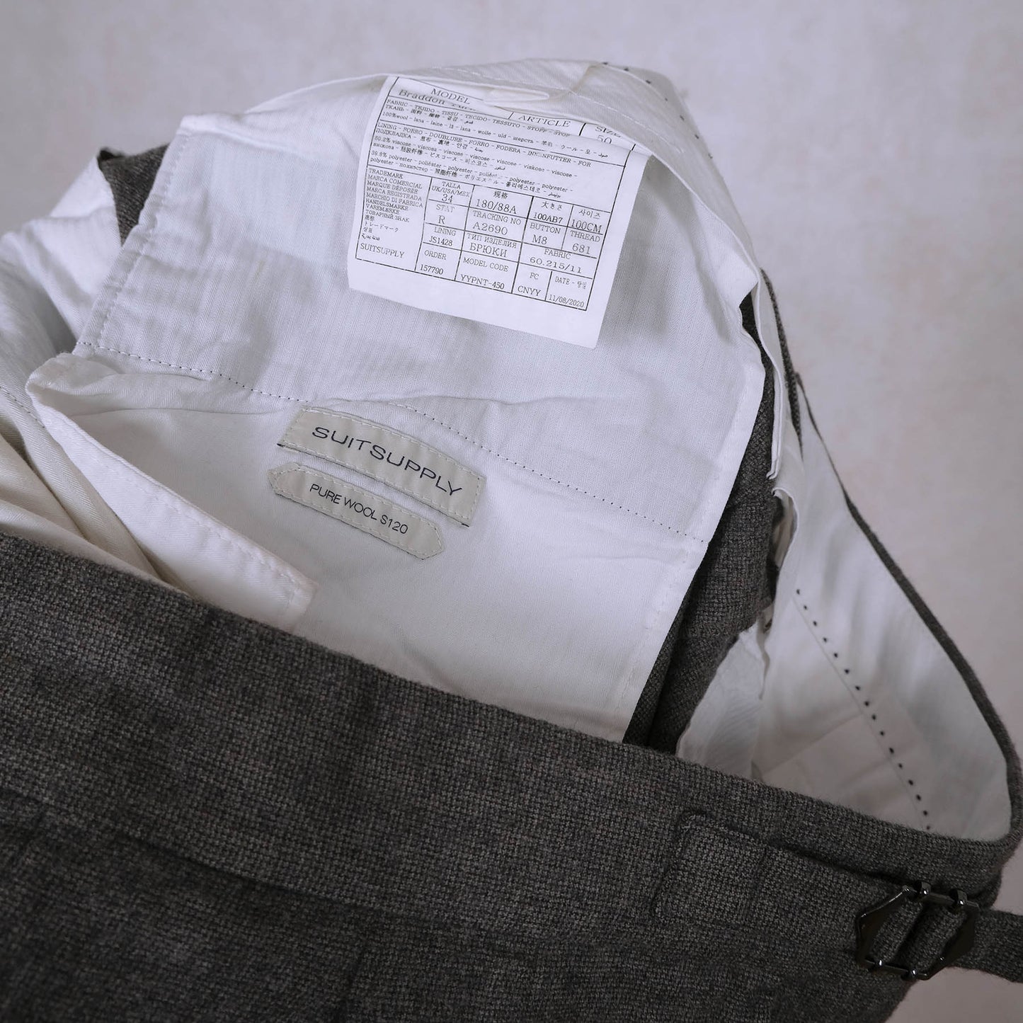 Suitsupply, harmaat suorat housut, koko 50, flanellikangas
