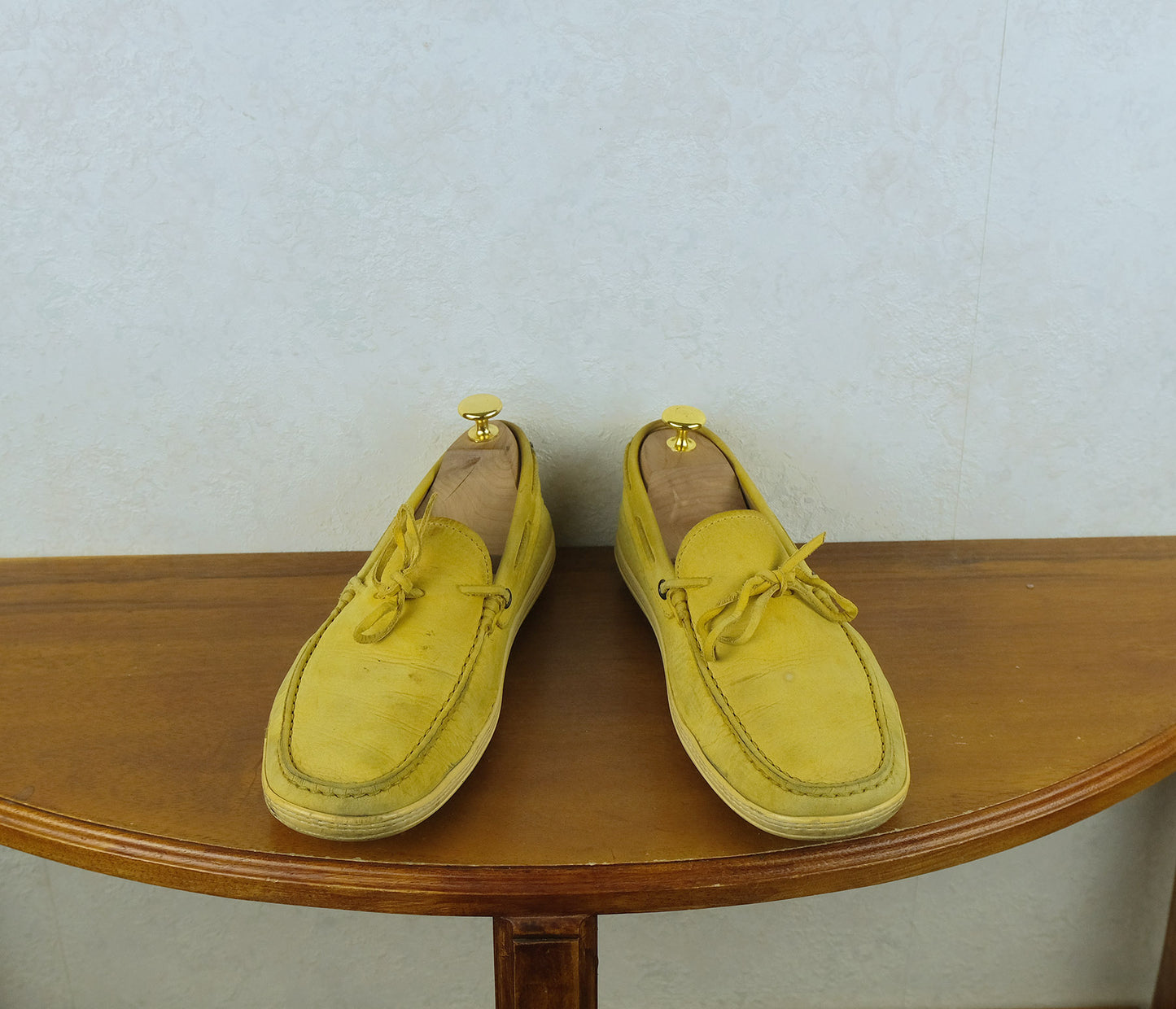 Tod's, keltaiset louferit, koko 42.5, kumipohja