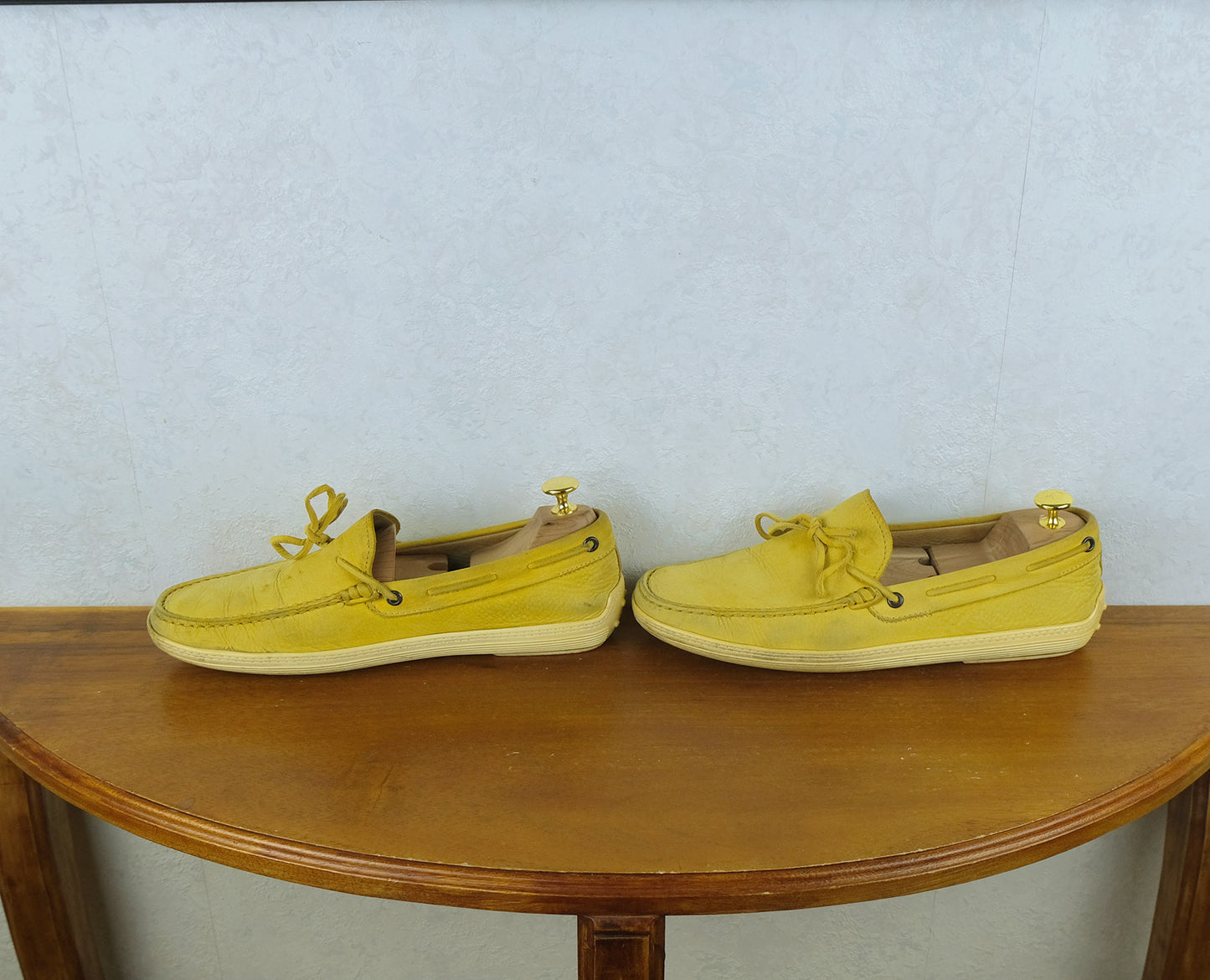 Tod's, keltaiset louferit, koko 42.5, kumipohja