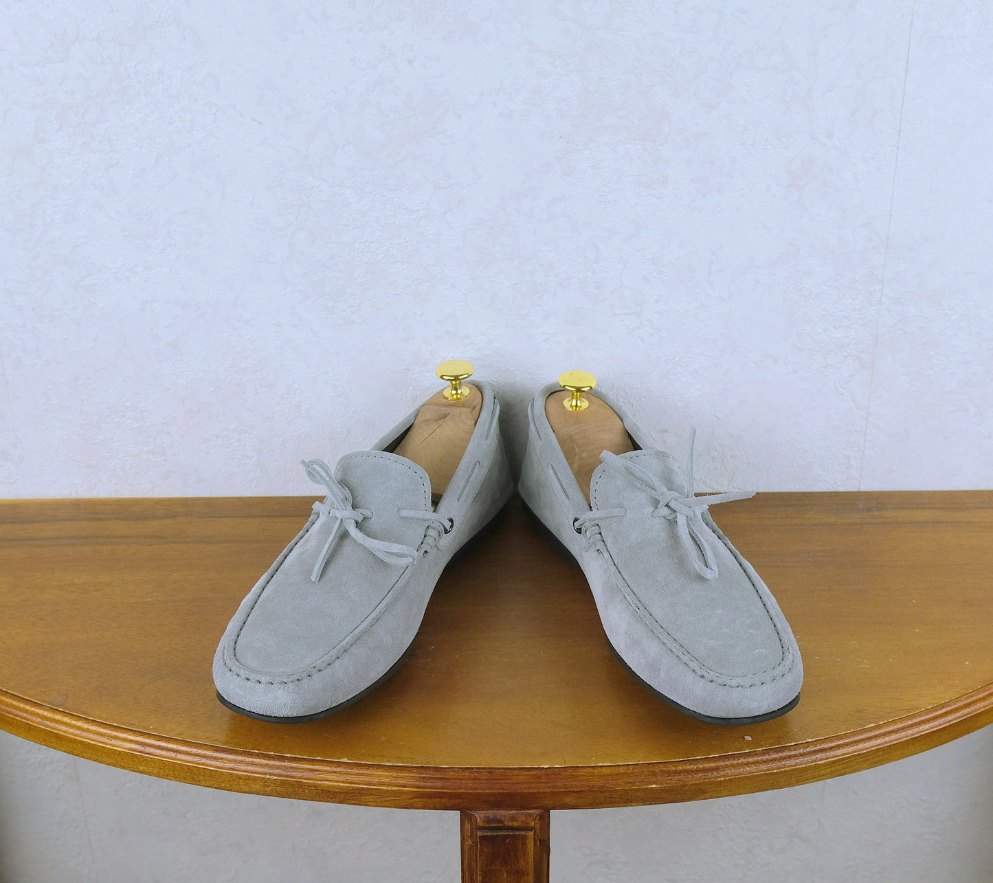 Tod's, sini-harmaat ajokengät, koko 42, Gommino, kuin uudet