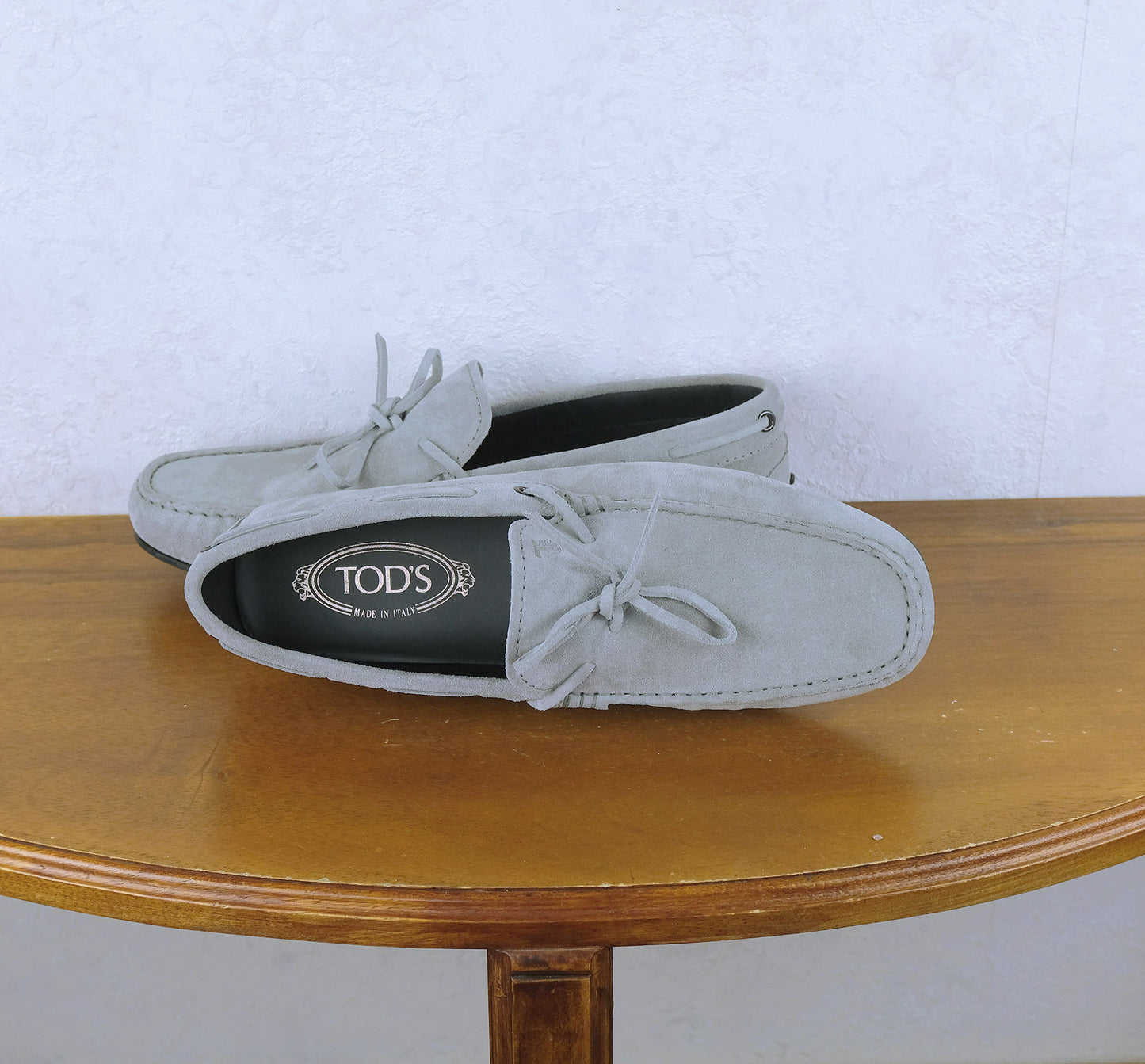 Tod's, sini-harmaat ajokengät, koko 42, Gommino, kuin uudet