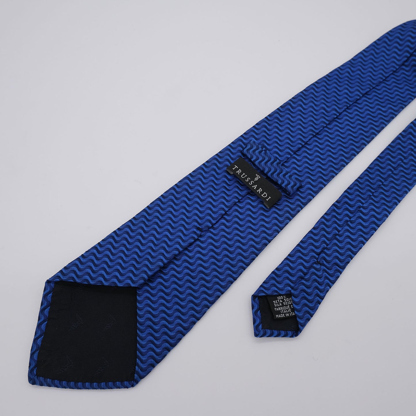 Trussardi, blue silk tie, wave pattern