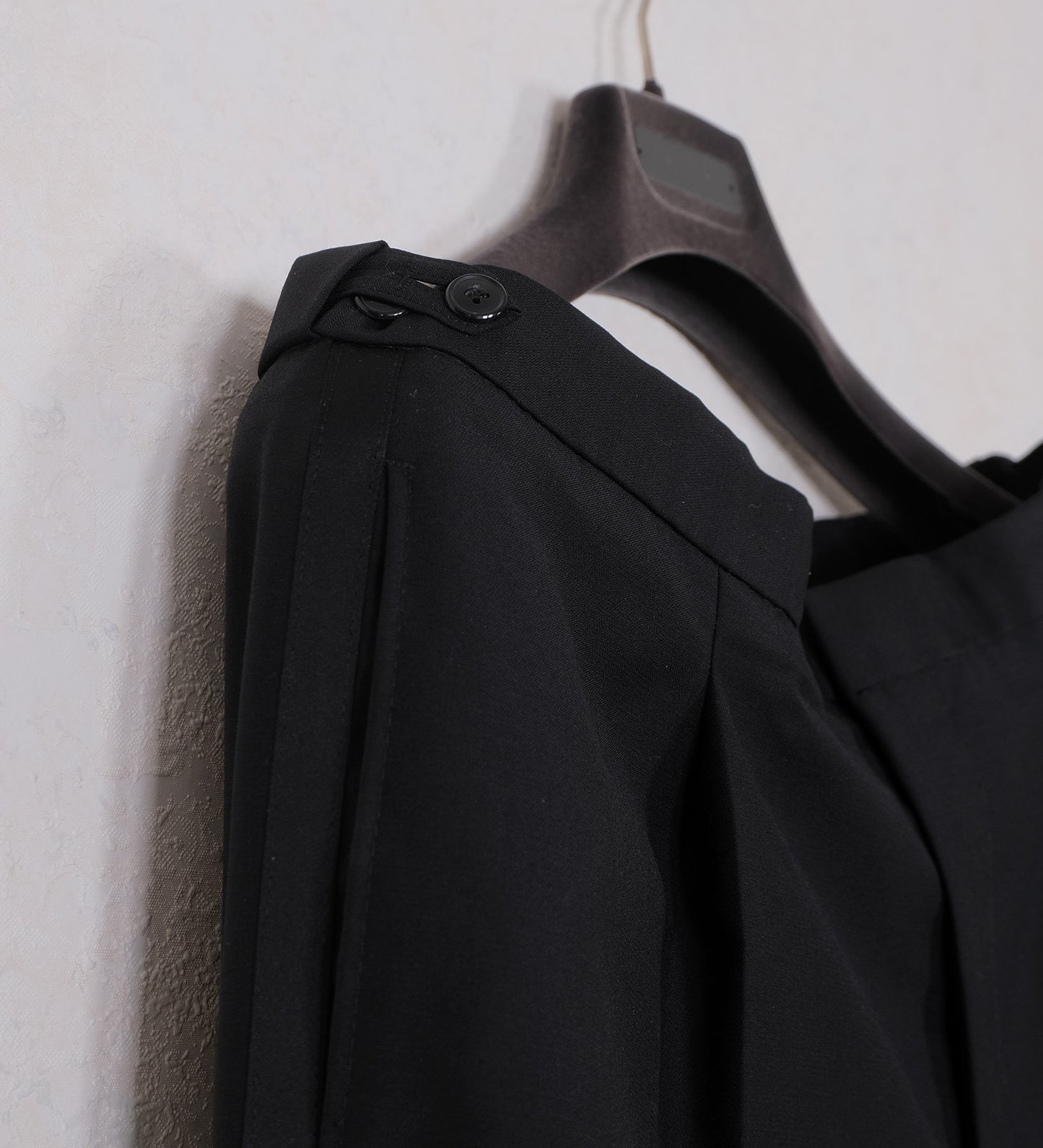 Turo Tailor, käytetty smokki, koko 54, tehty Suomessa