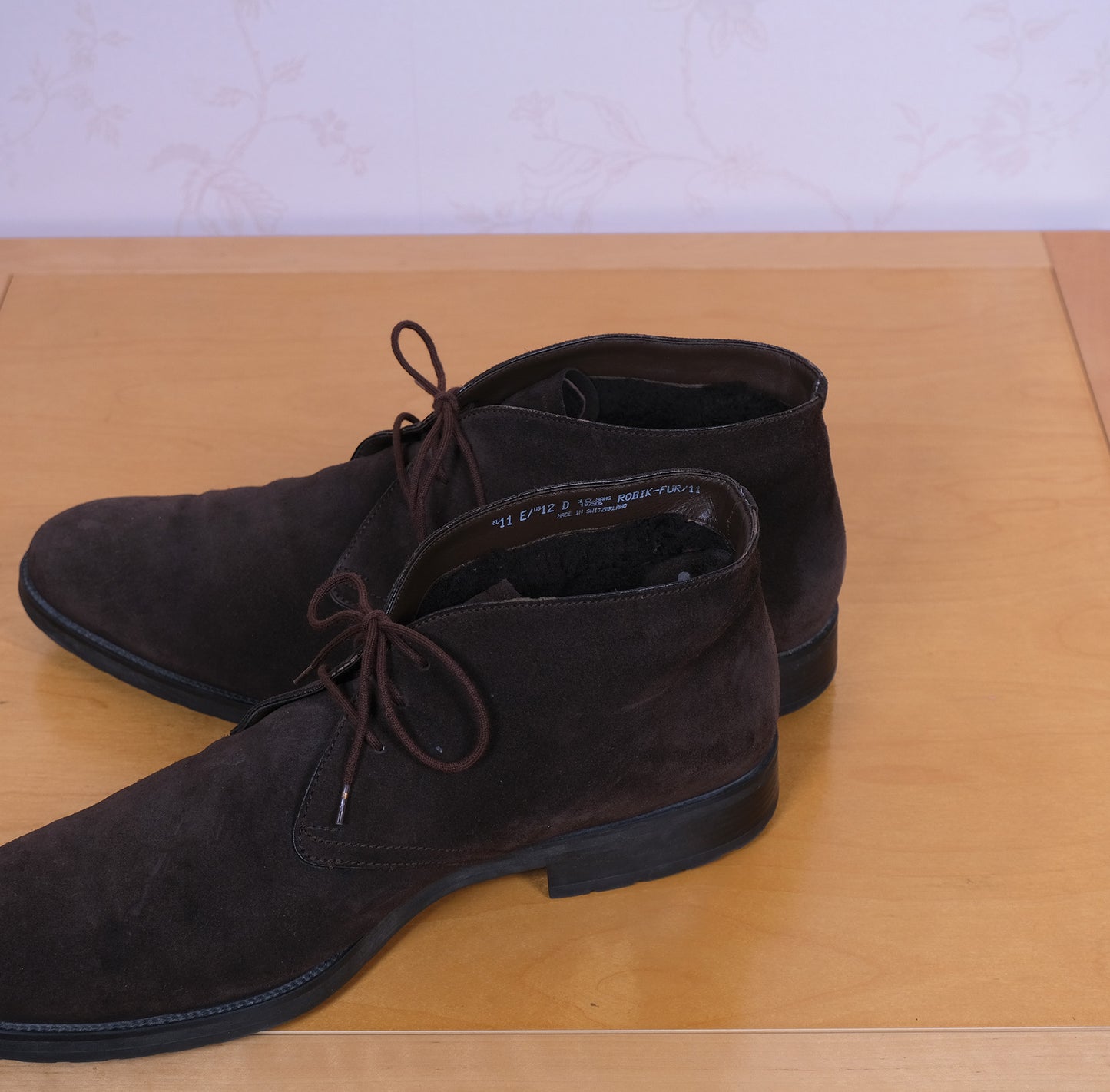 Bally, ruskeat talvikengät, koko 45 chukka-malli, turkisvuori