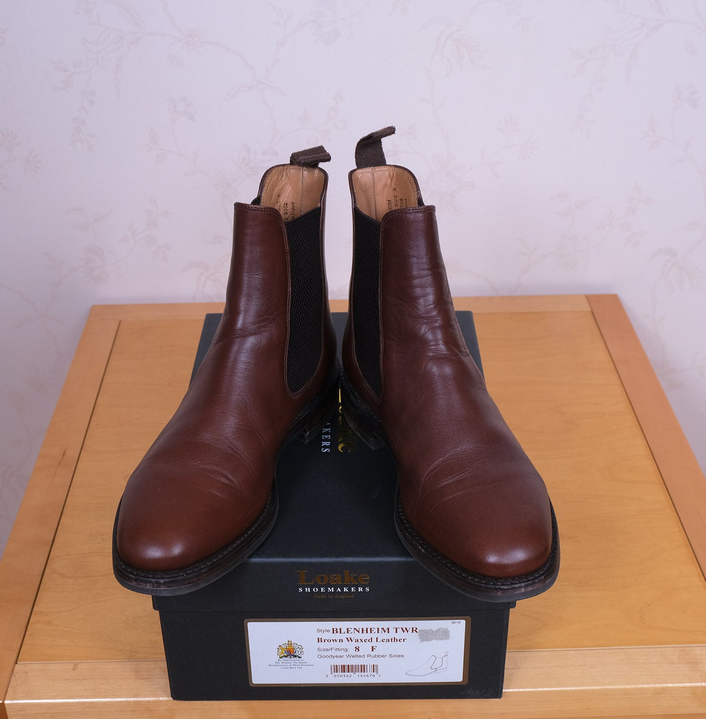 Loake, ruskeat chelsea-varsikengät, koko 42, kumipohjat