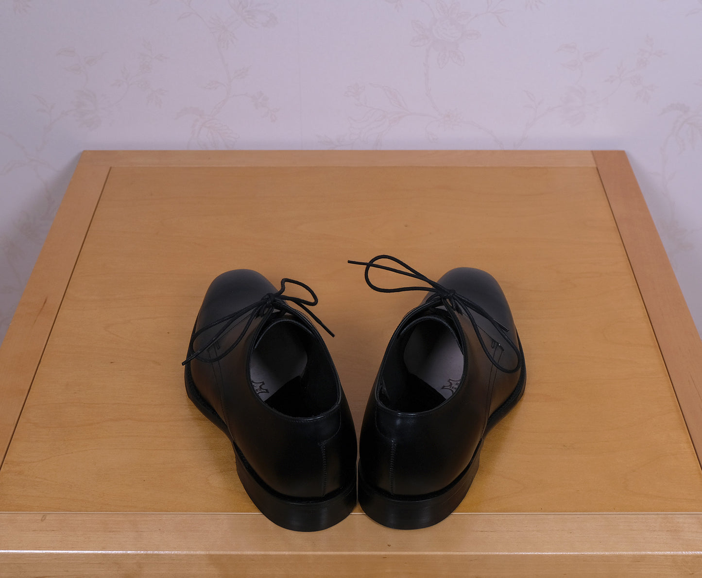 Loake, mustat pukukengät, koko 42, kuin uudet