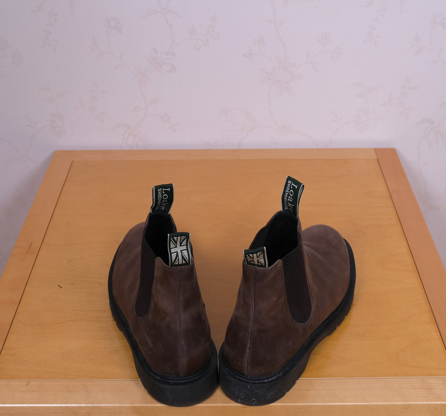 Loake, ruskeat chelsea-varsikengät, koko 43, kumipohjat