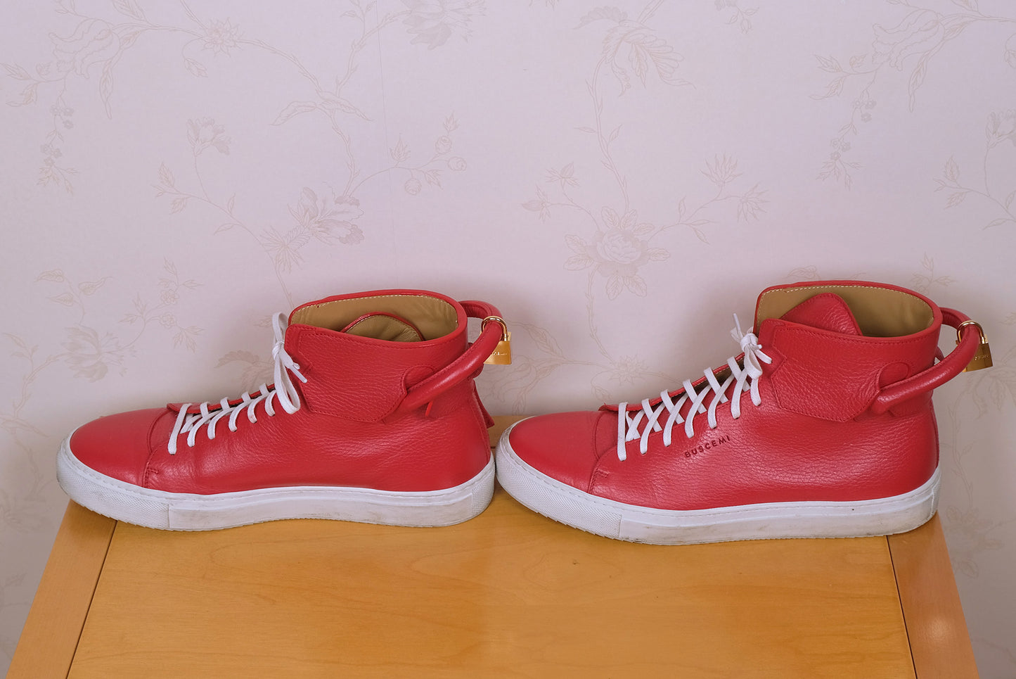 Buscemi, punaiset nahkatennarit, koko 41 tai 42, ovh 1135 e