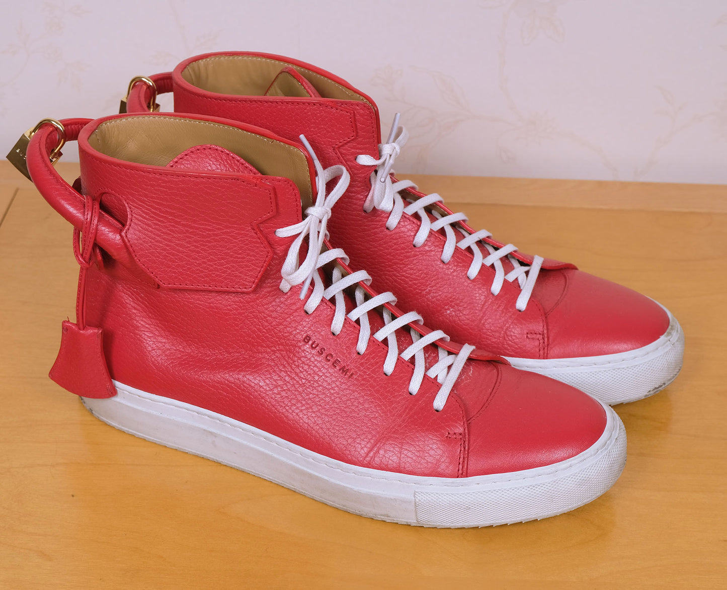 Buscemi, punaiset nahkatennarit, koko 41 tai 42, ovh 1135 e