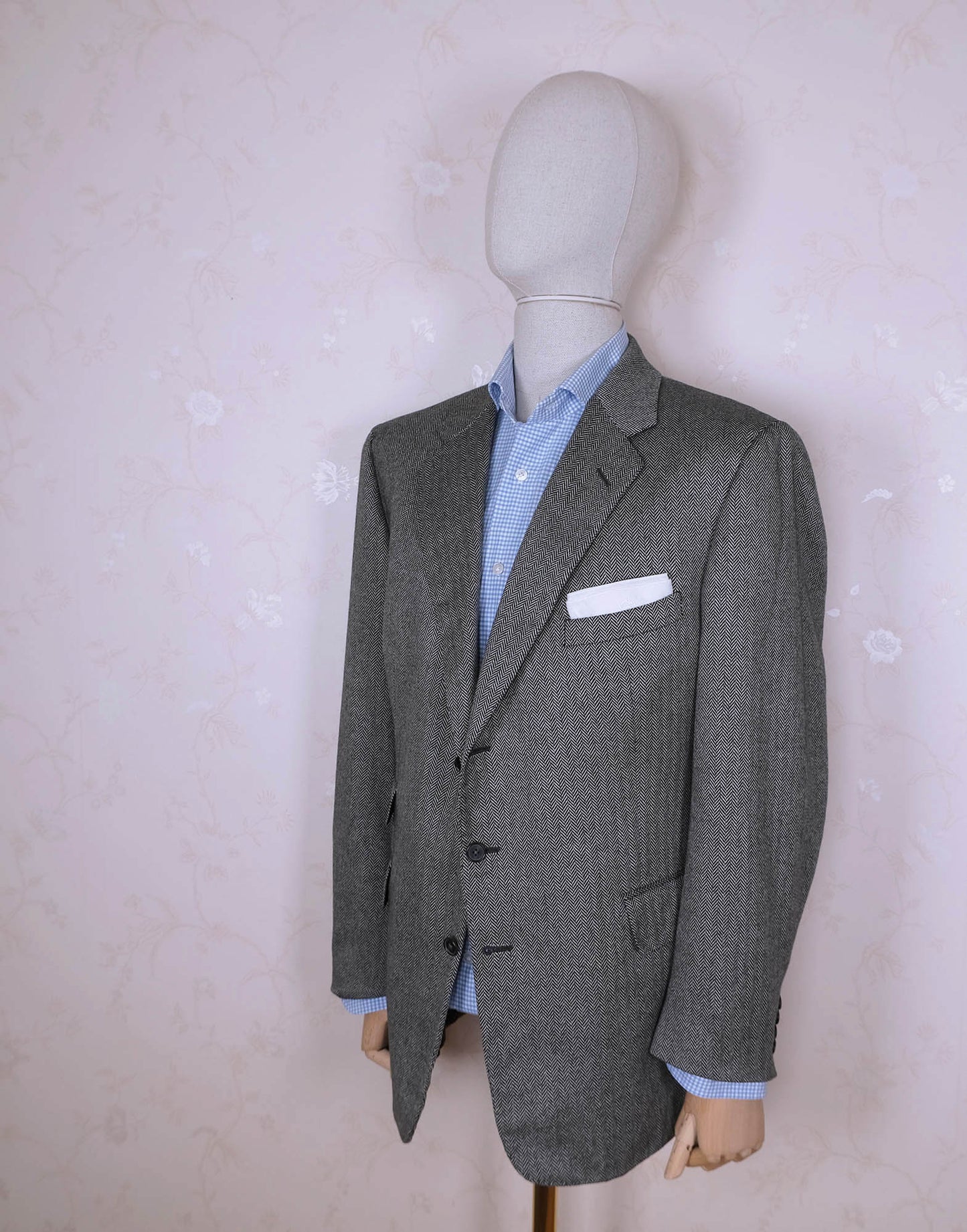 Chester Barrie, harmaa käsintehty kashmirtakki, koko 56, kalanruotokuvio
