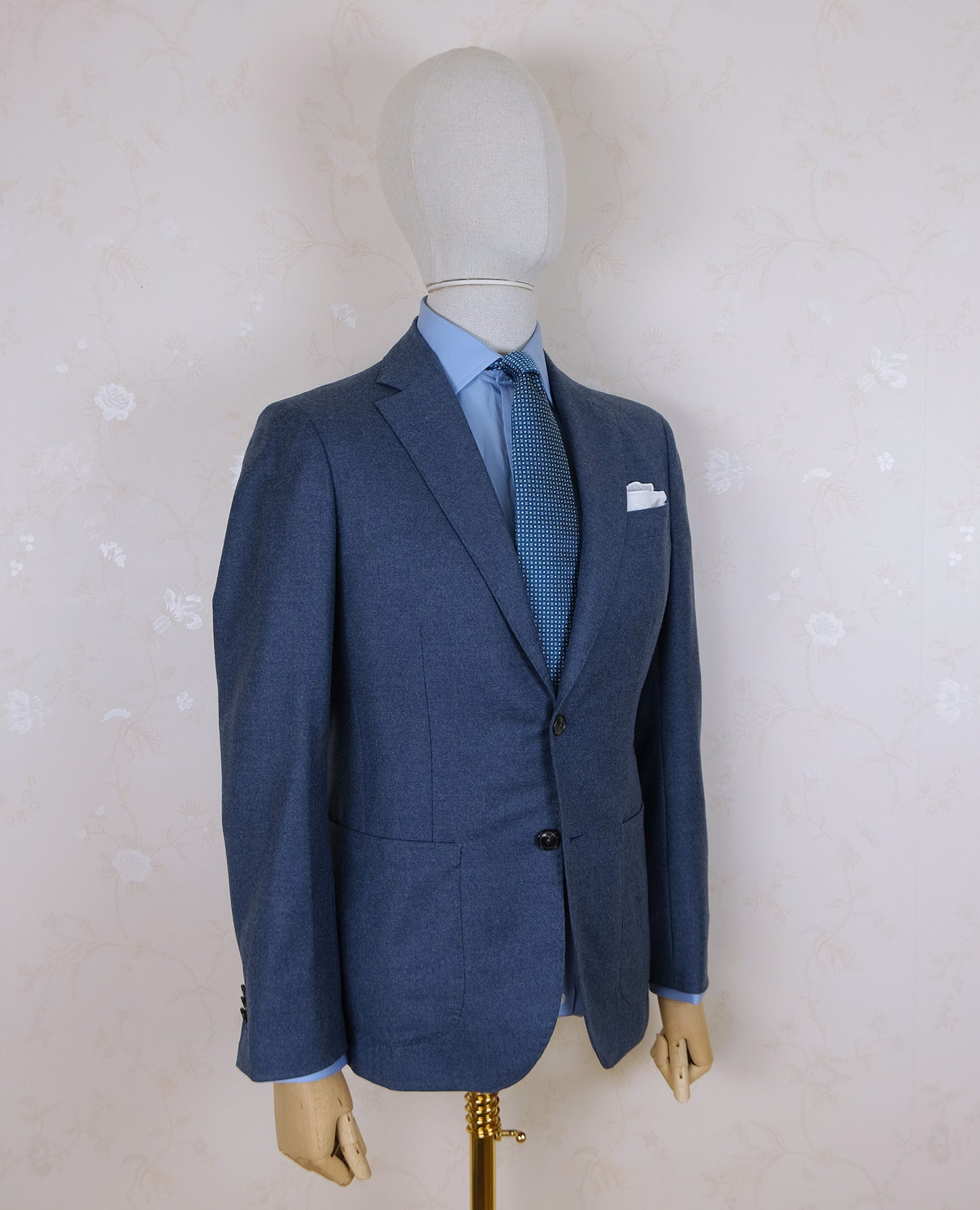 Bespoke tailor Eklund, blue suit, size 38UK, Finnish craftsmanship
