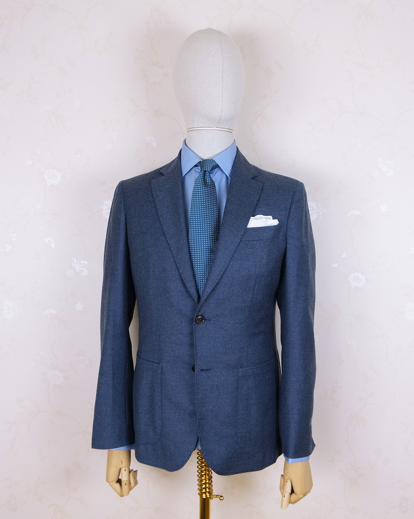 Bespoke tailor Eklund, blue suit, size 38UK, Finnish craftsmanship