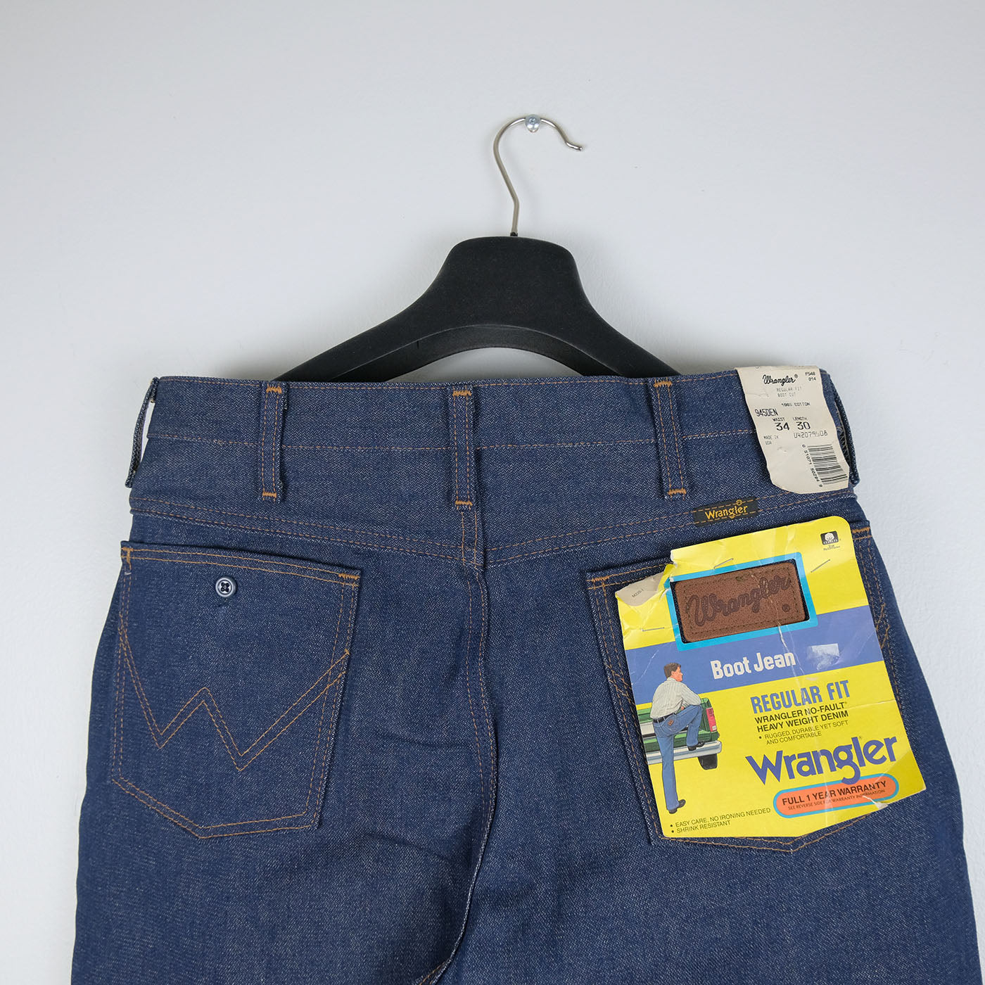 Wrangler, deadstock vintage jeans, 1970s, made in USA, size 34x30